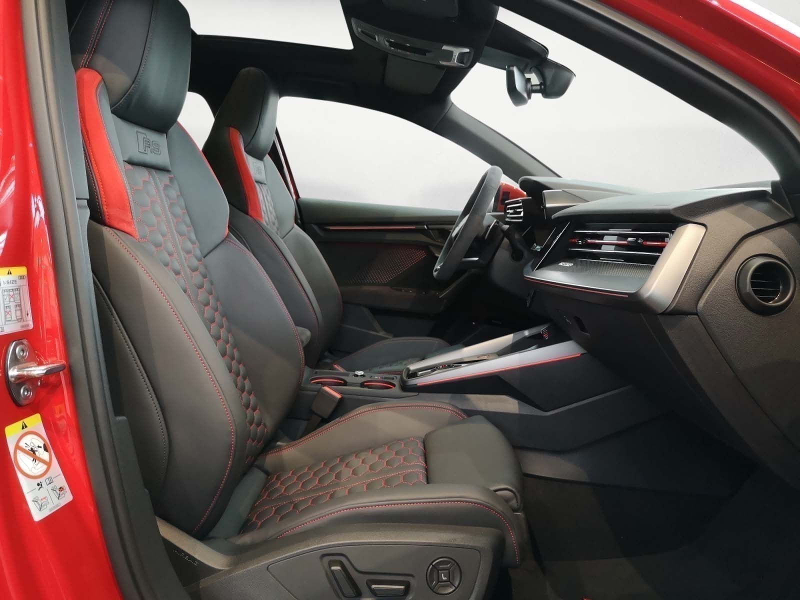 Audi - RS 3 Sportback