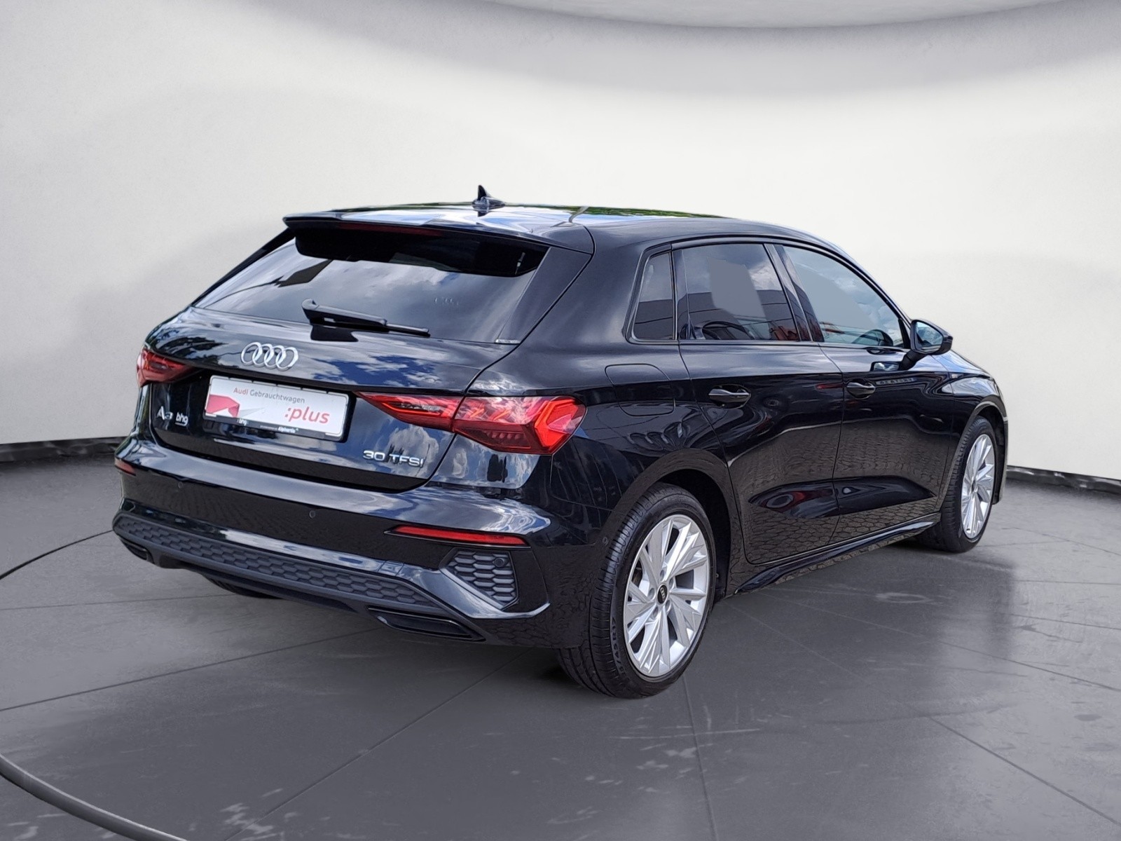 Audi - A3 Sportback S line 30 TFSI