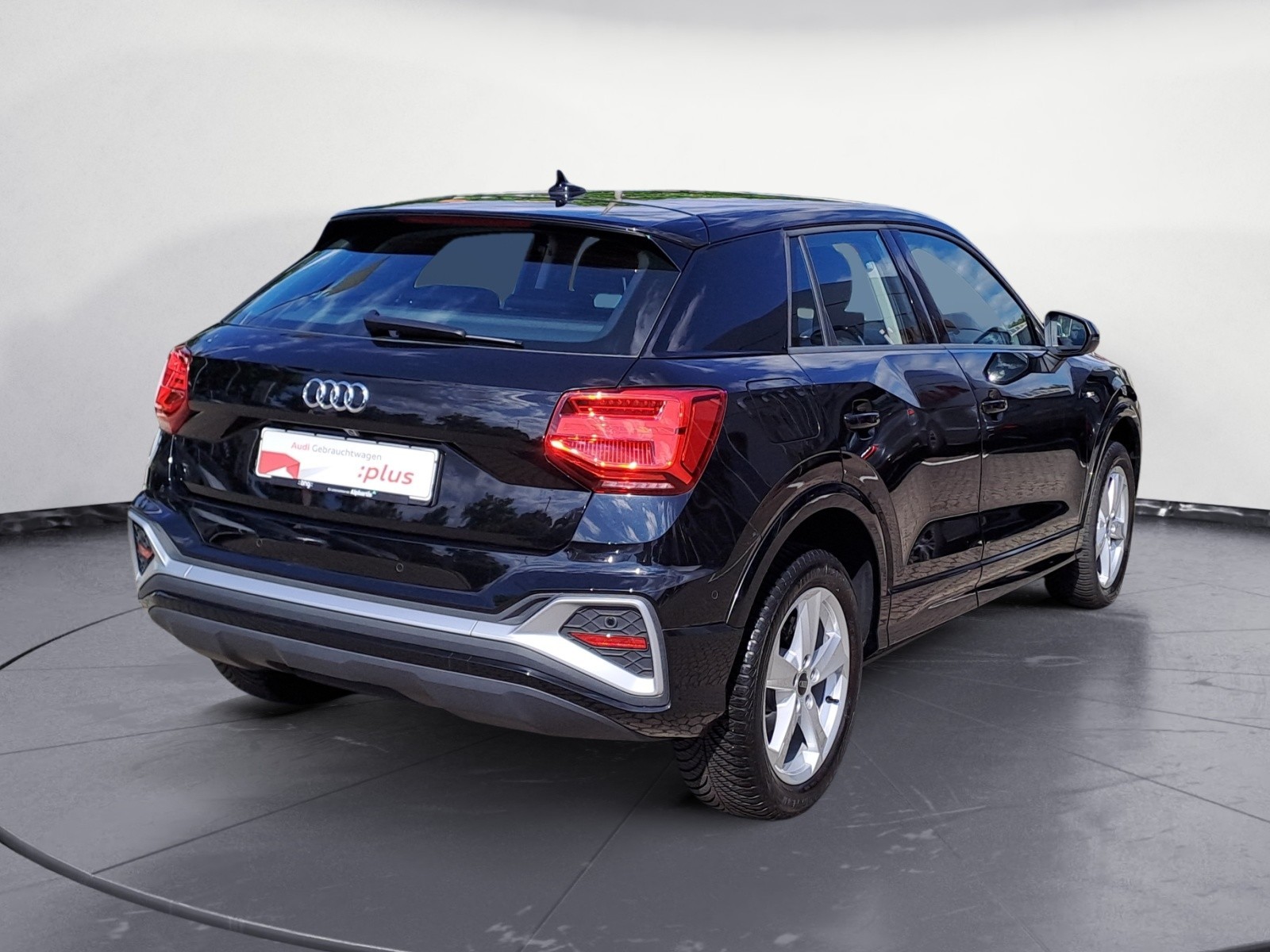 Audi - Q2 35 TFSI S tronic S line