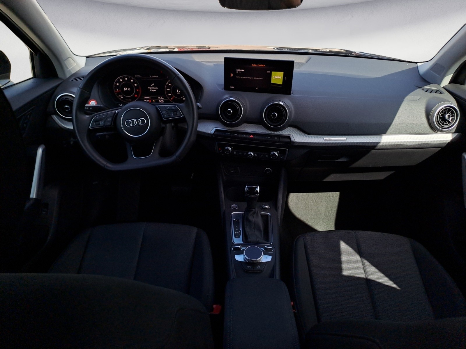 Audi - Q2 35 TFSI S tronic S line