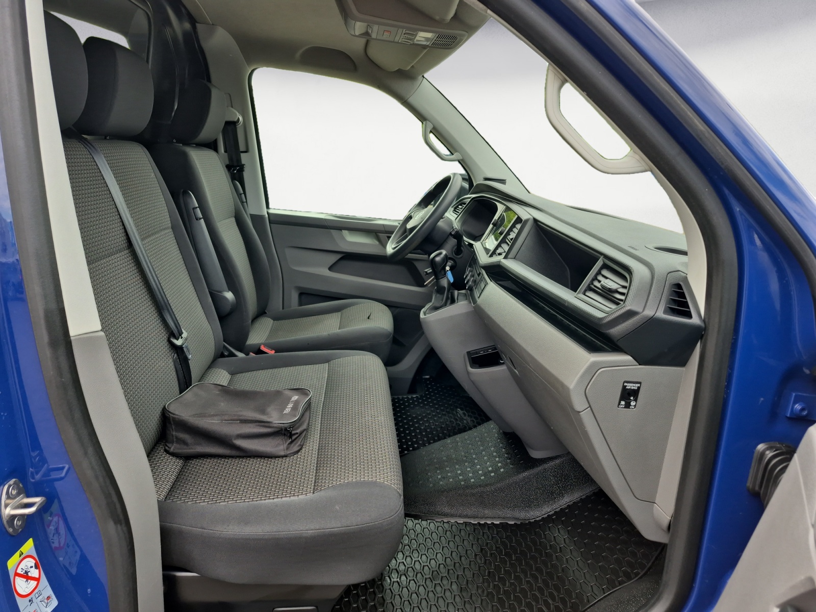 Volkswagen - Transporter T6 .1 Kasten 2,0 TDI DSG