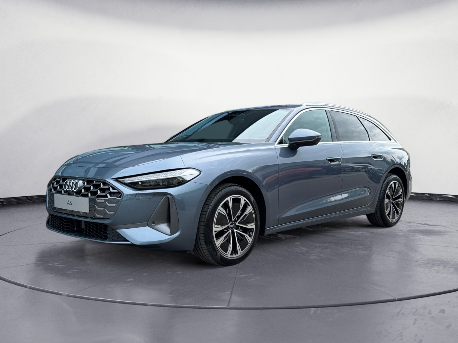 Audi - A5 Avant TFSI quattro S tron ic