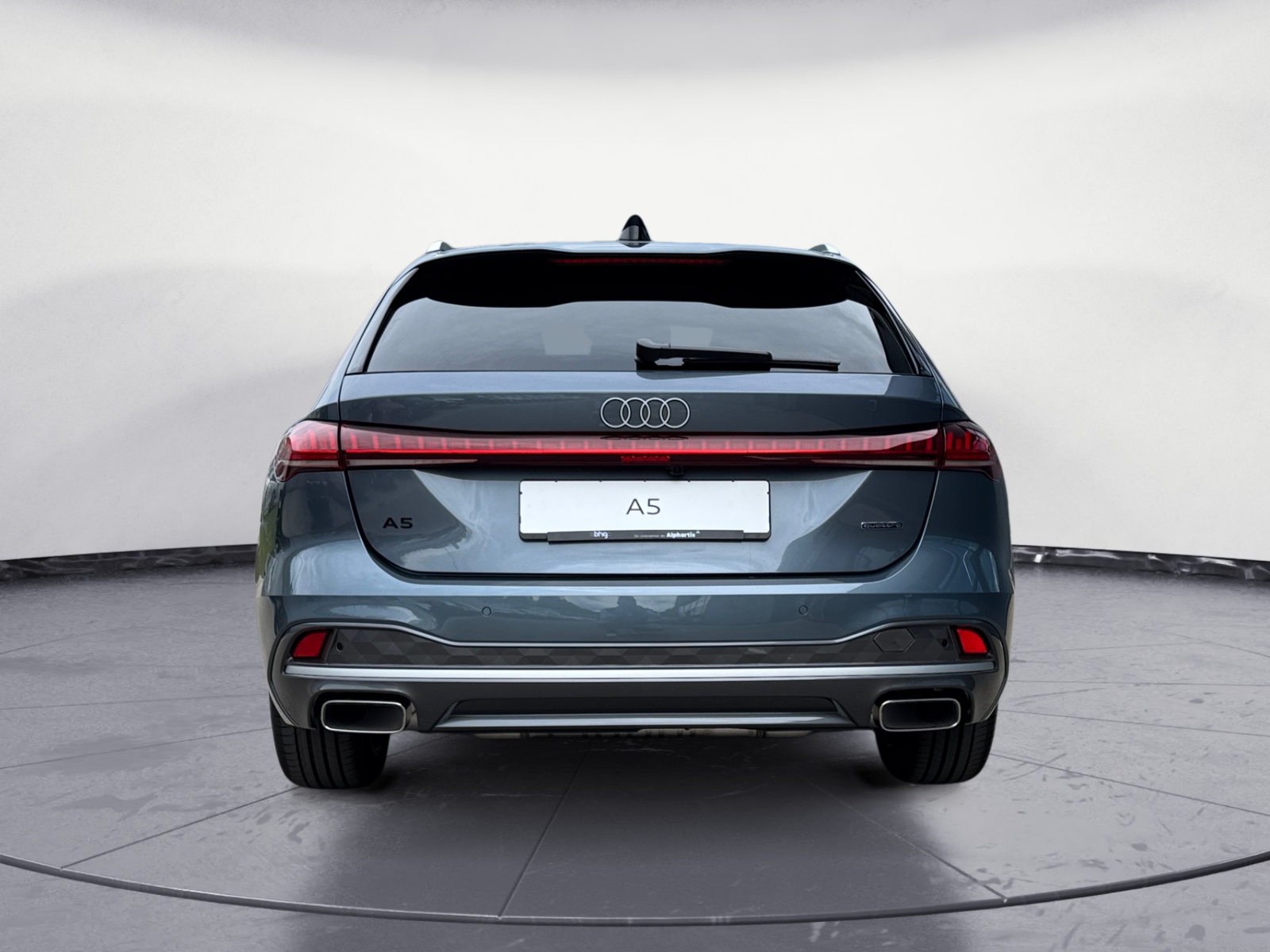 Audi - A5 Avant TFSI quattro S tron ic