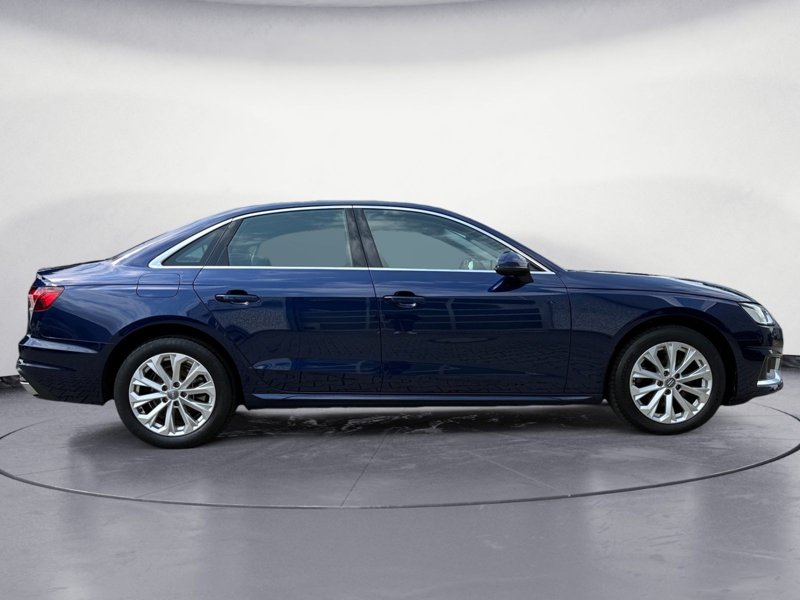 Audi - A4 35 TFSI S tronic advanced