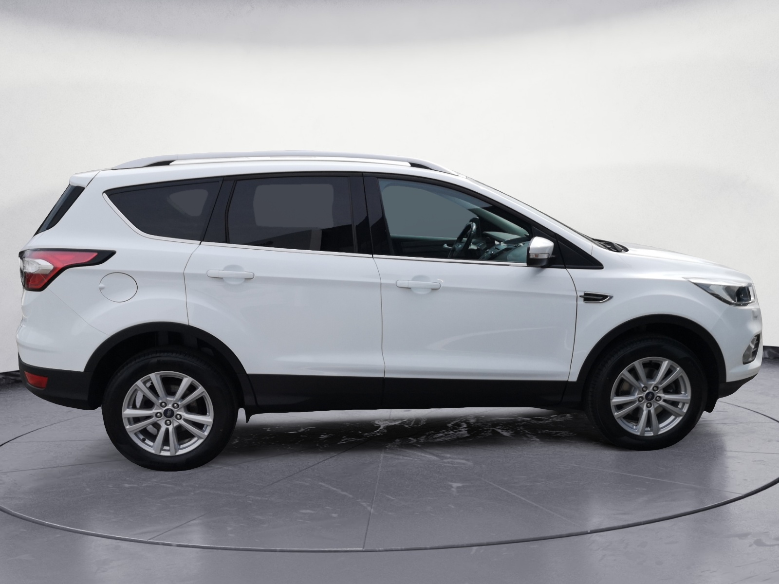 Ford - Kuga 1.5 EcoBoost 2x4 Trend
