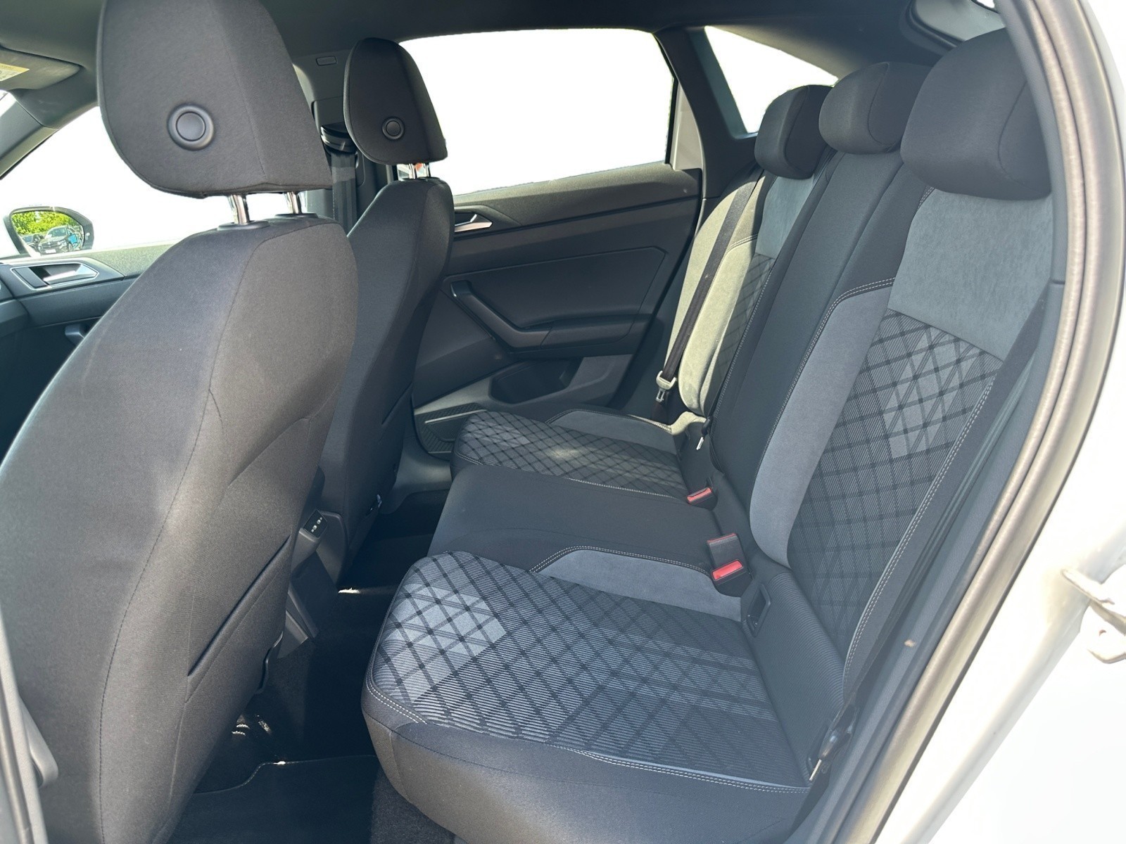 Volkswagen - Taigo 1.5 TSI OPF DSG R-Line