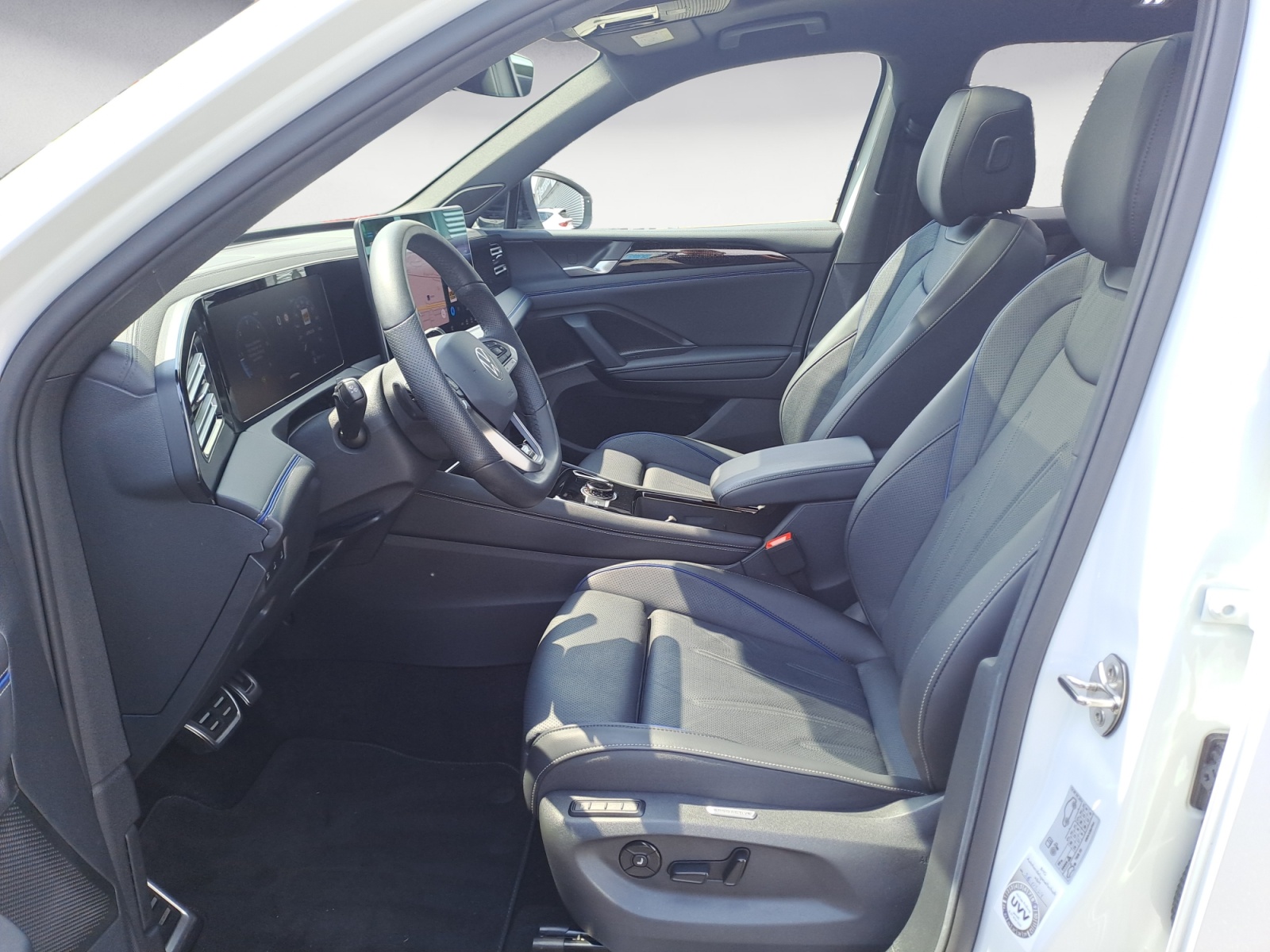 Volkswagen - Tiguan 2.0 TDI 4MOTION DSG R-Line