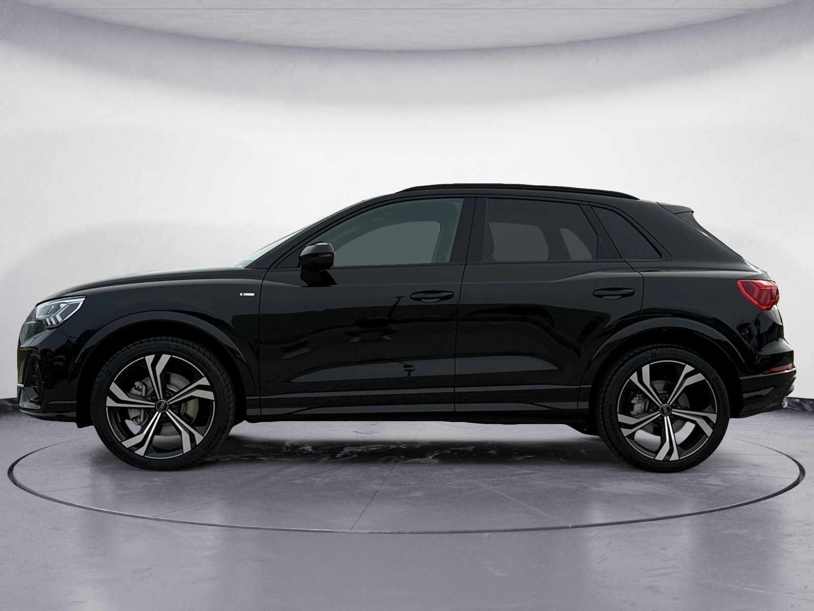 Audi - Q3 S line 45 TFSI quattro 180(245) kW(PS) S tronic