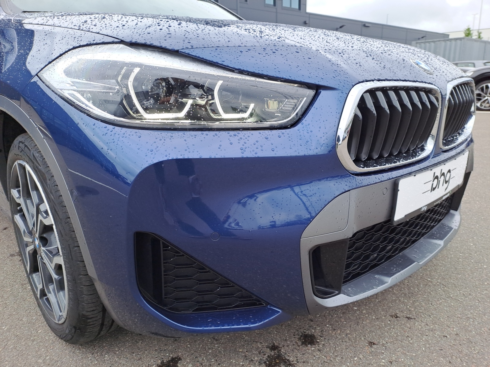 BMW - X2