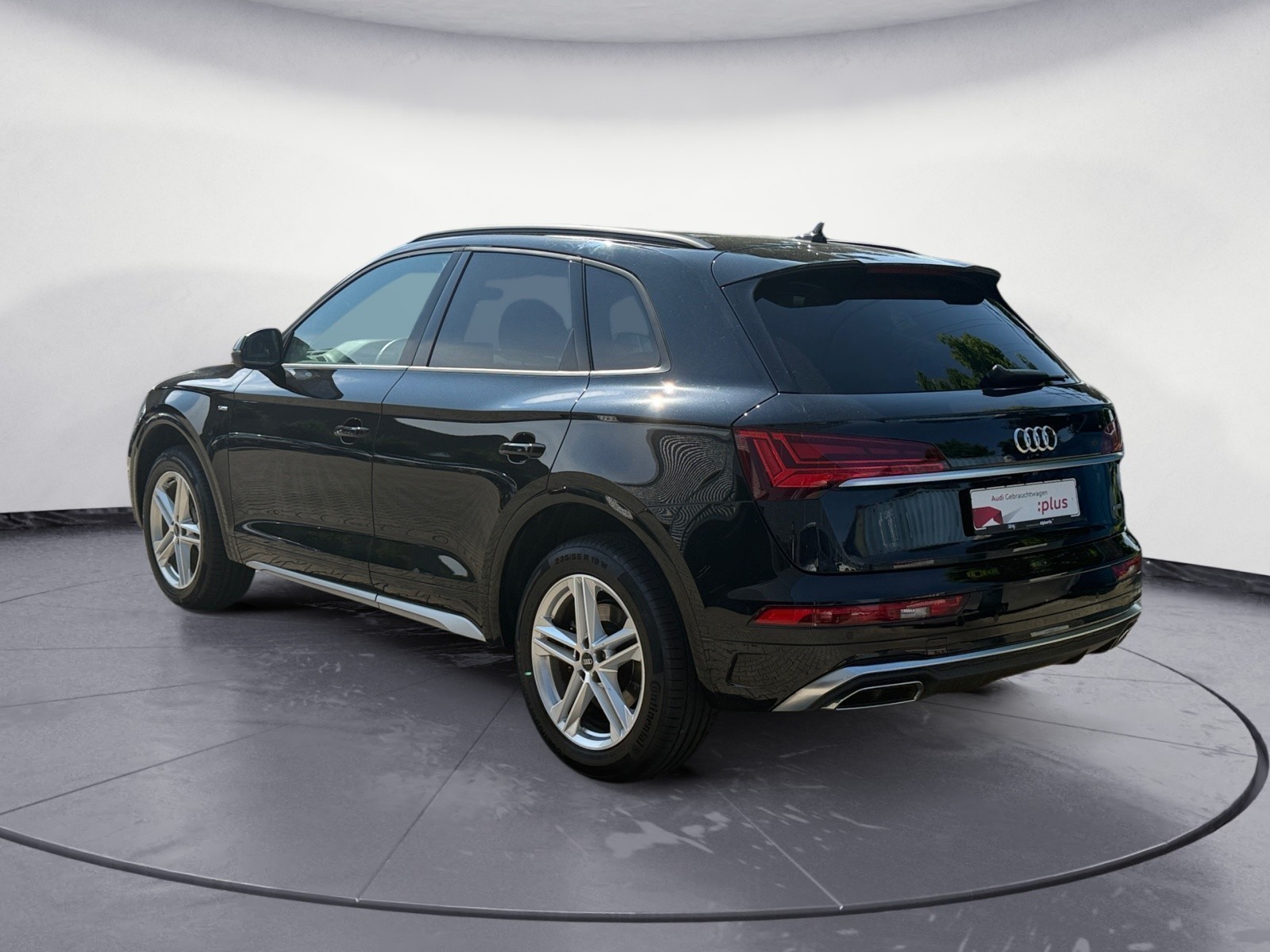 Audi - Q5 40 TDI quattro S tronic S line