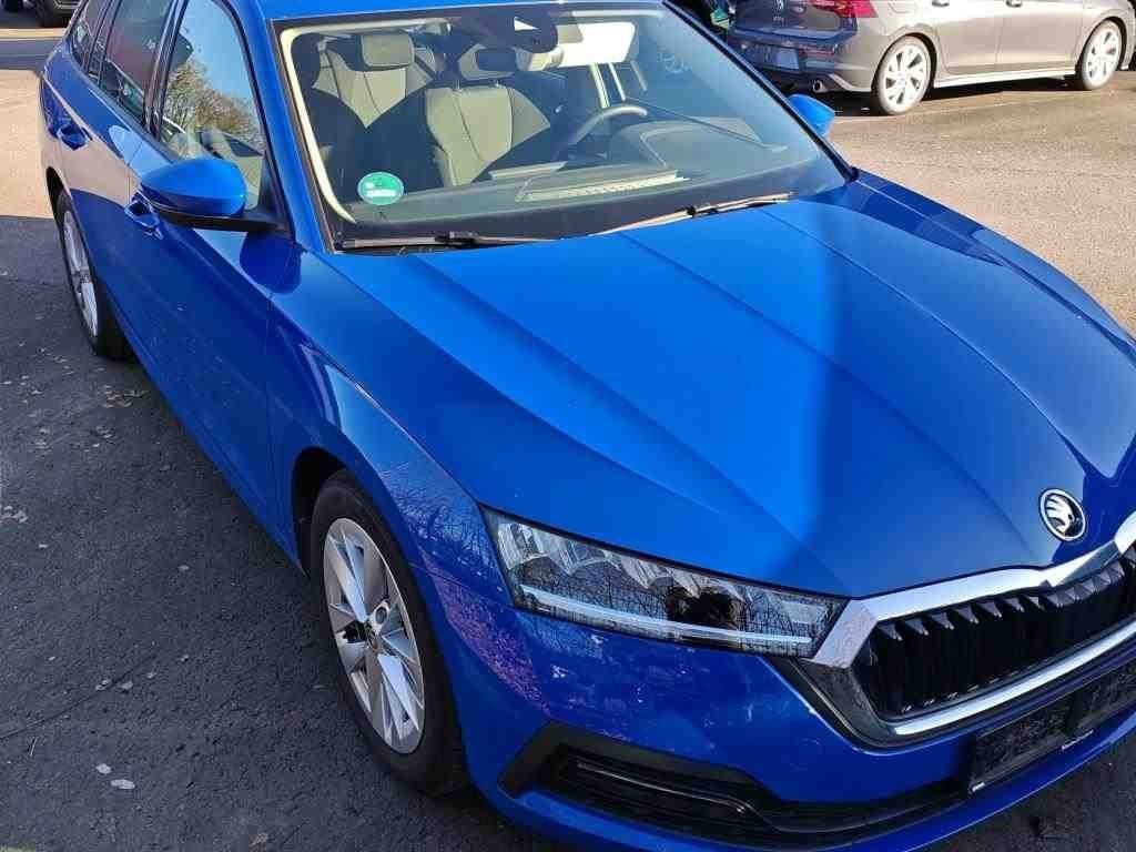 Skoda - Octavia Combi 1.4 TSI iV DSG Ambition