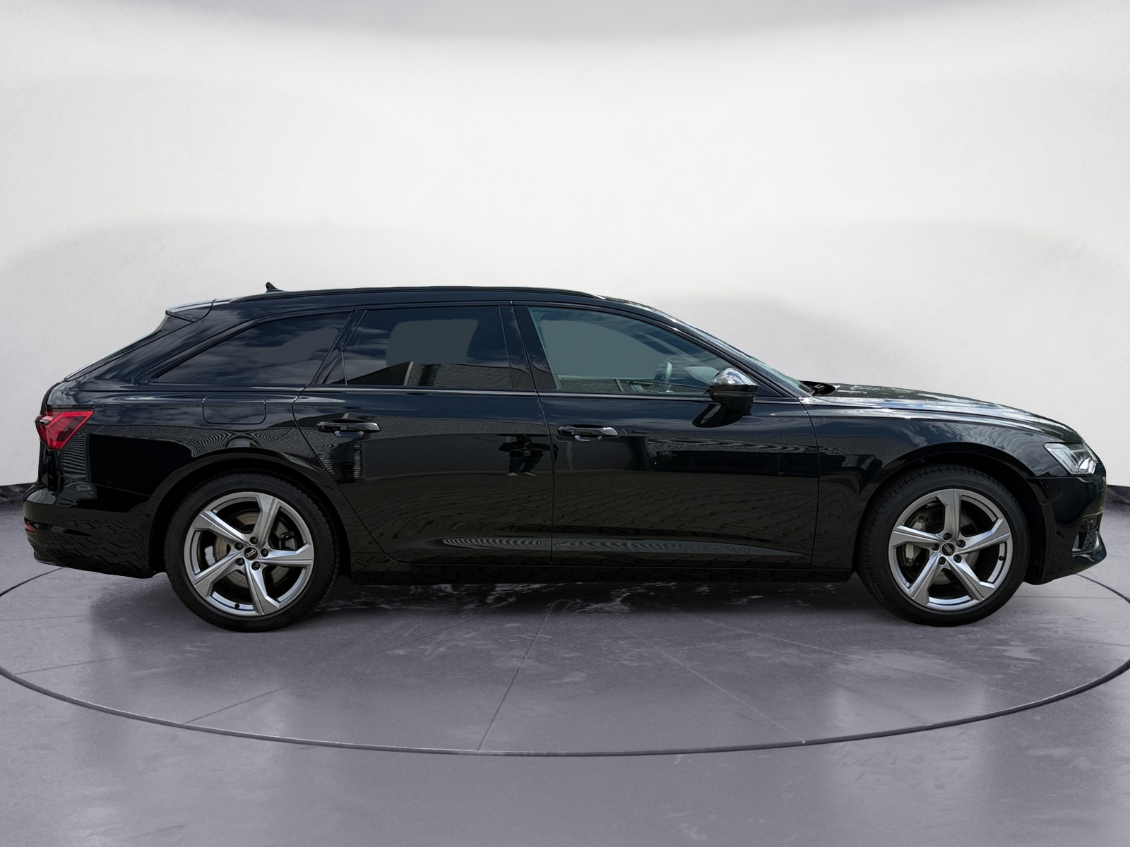 Audi - A6 Avant 45 TFSI S tronic advanced