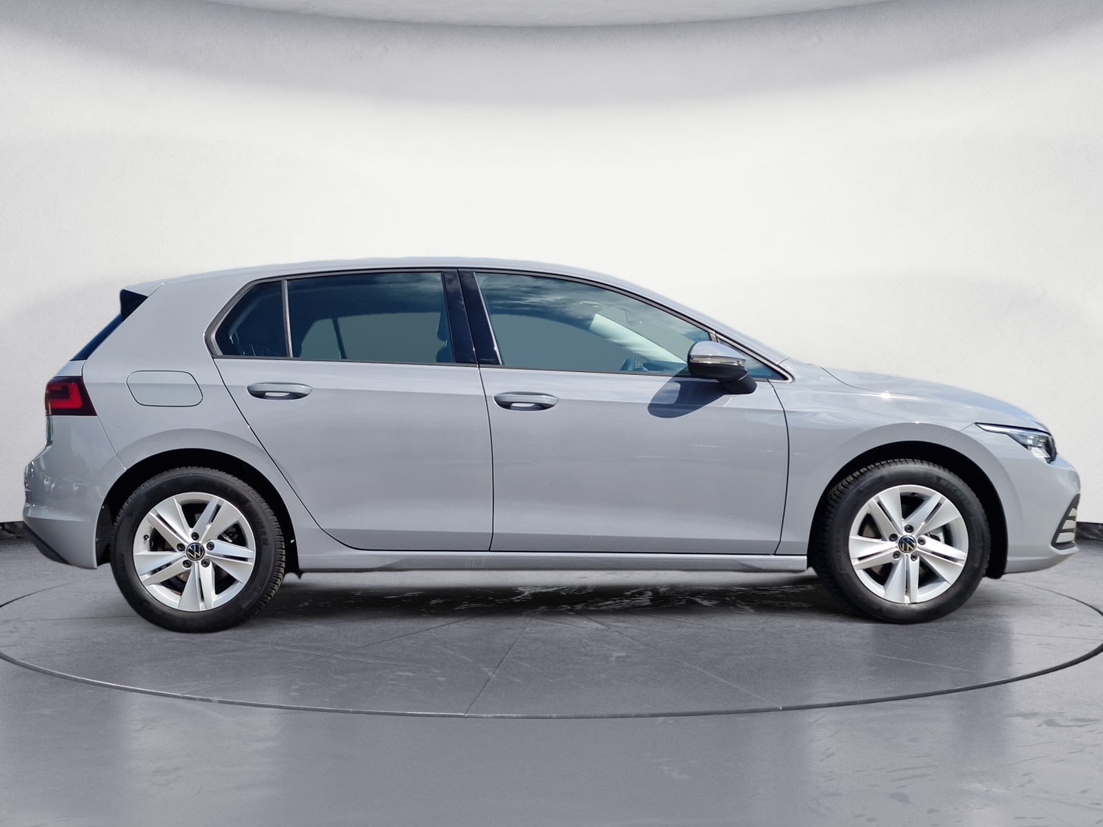 Volkswagen - Golf 1.0 TSI Life LED-Scheinwerfer