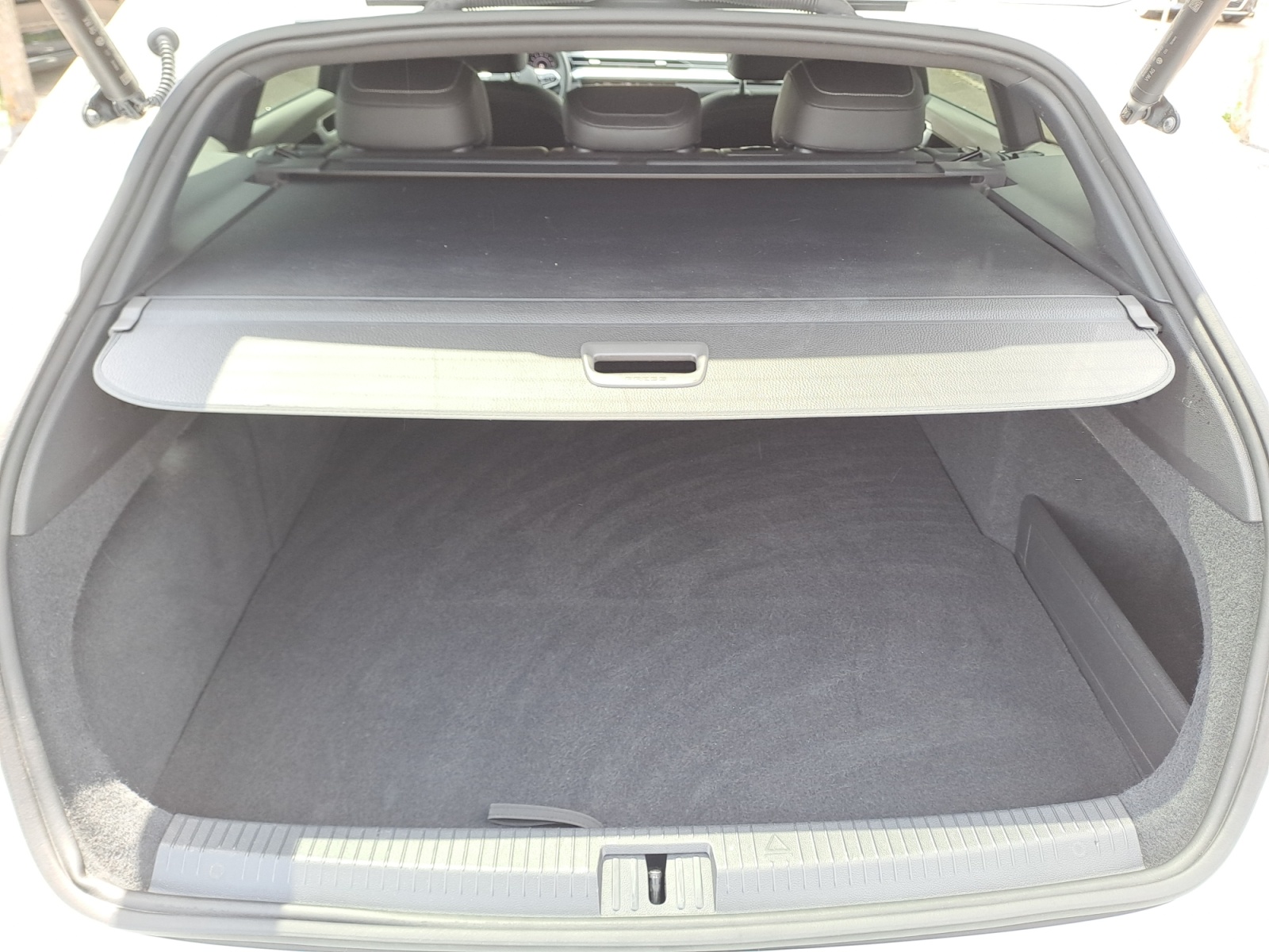 Volkswagen - Arteon Shooting Brake 1.4 eHybrid OPF DSG R-Line