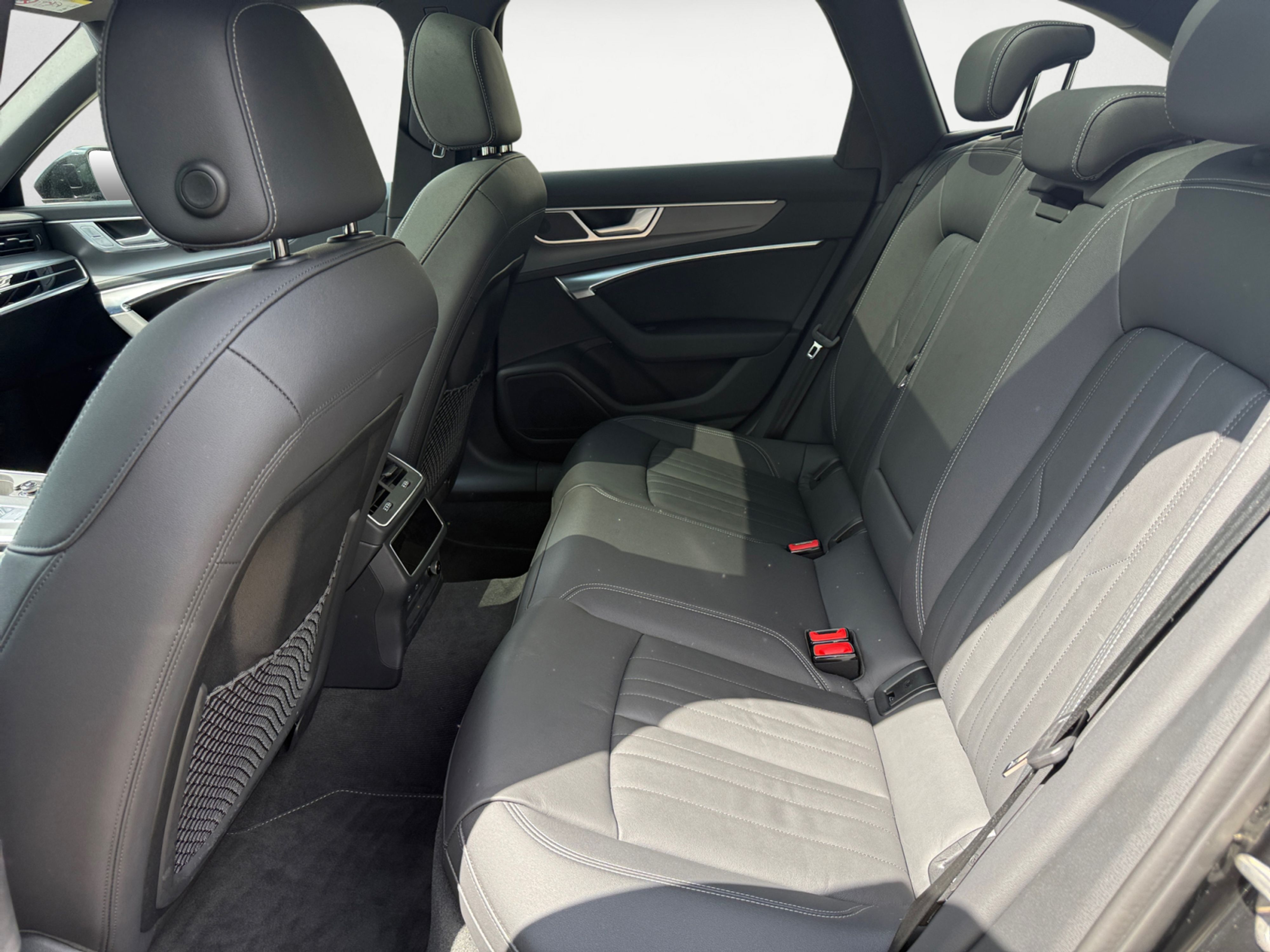 Audi - A6 Avant 45 TFSI S tronic advanced