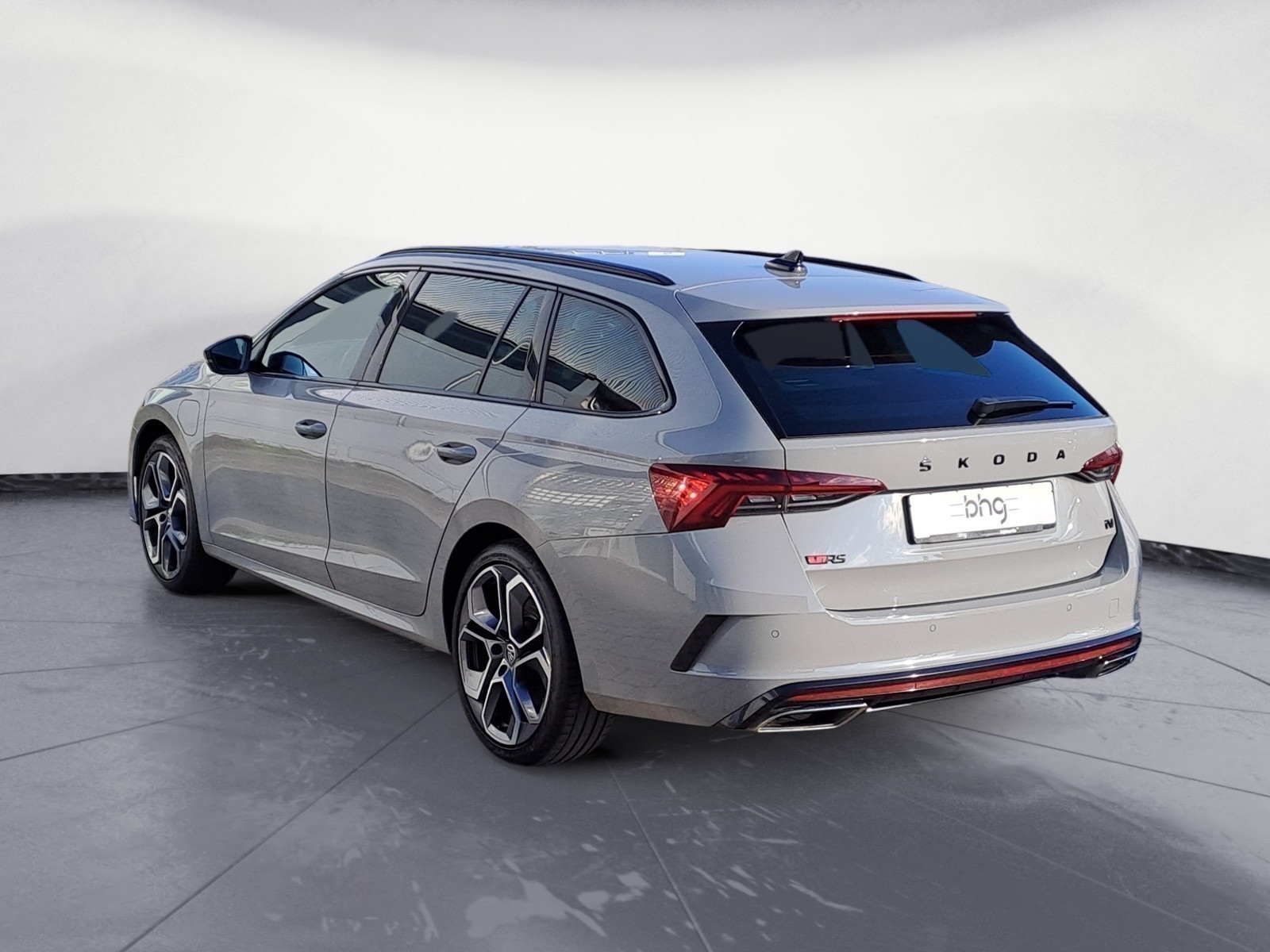 Skoda - Octavia Combi 1.4 TSI iV DSG RS First Edition