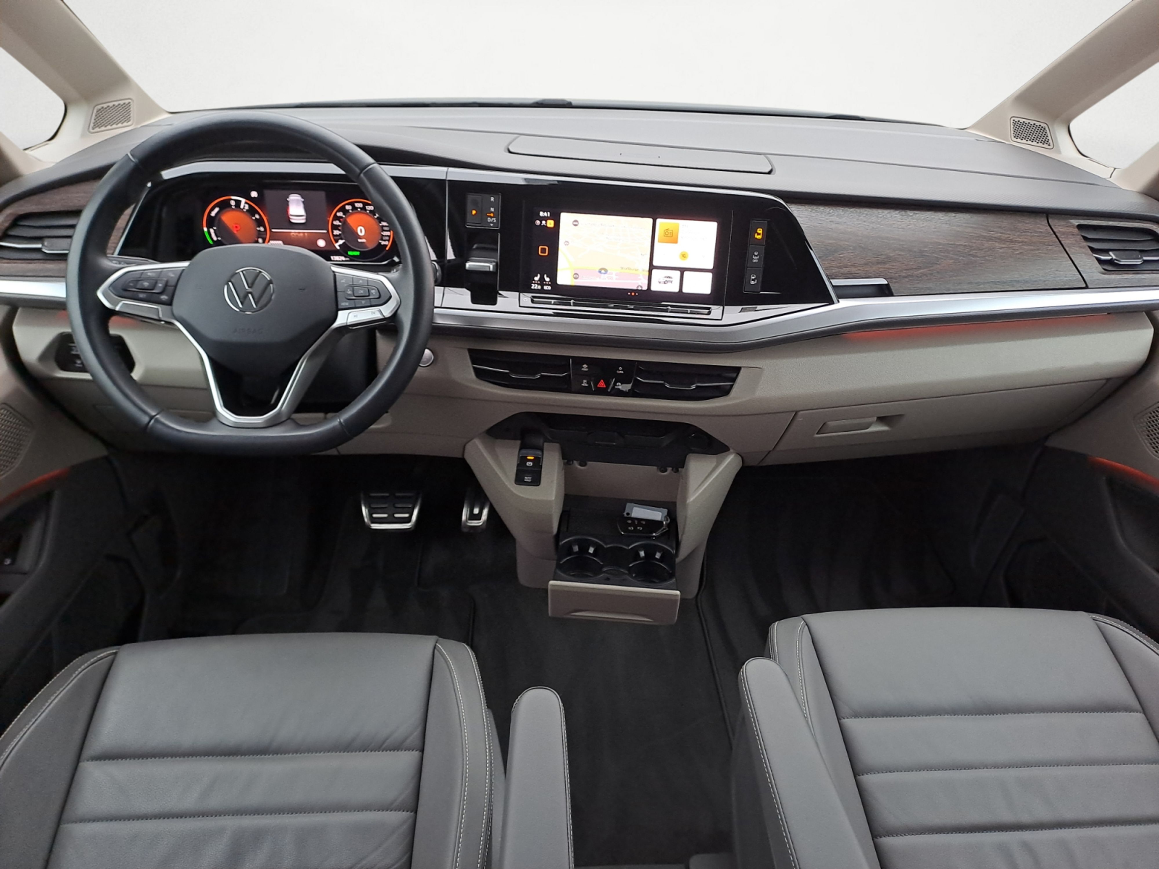 Volkswagen - T7 Multivan Lang eHybrid Style