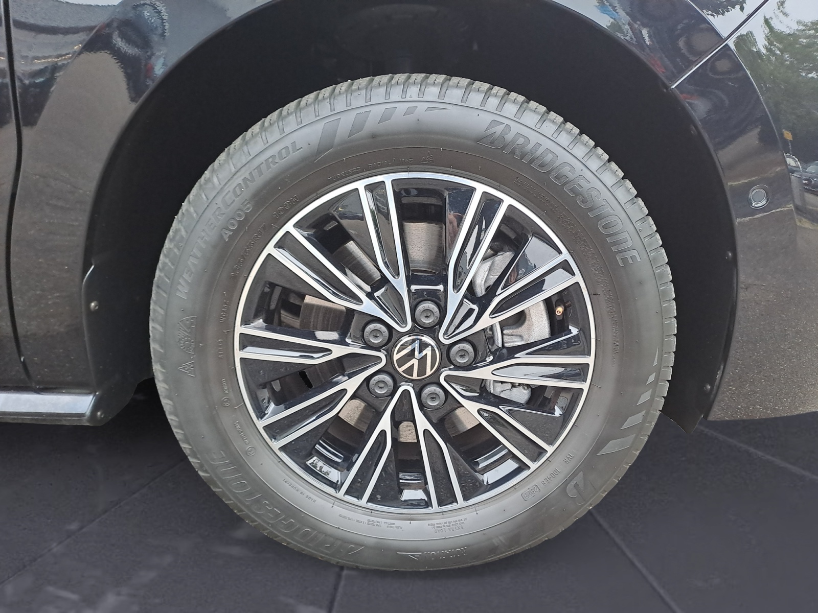 Volkswagen - T7 Multivan Lang eHybrid Style