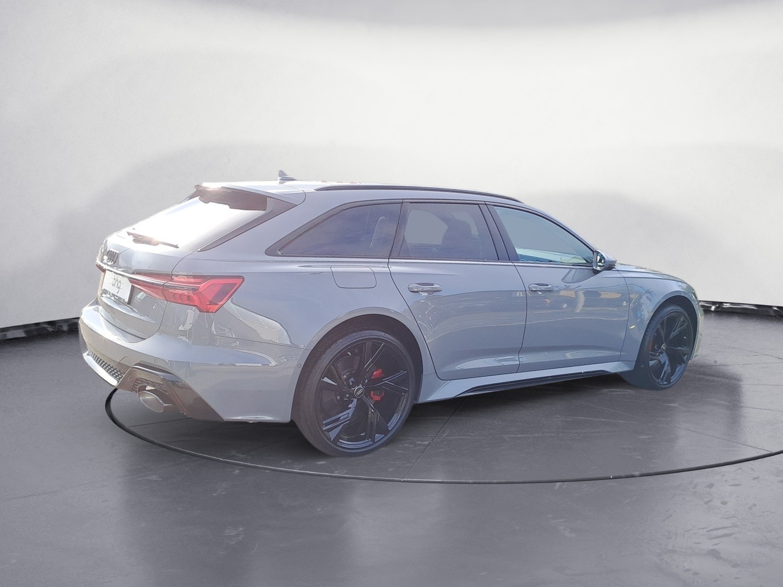 Audi - RS 6 Avant performance