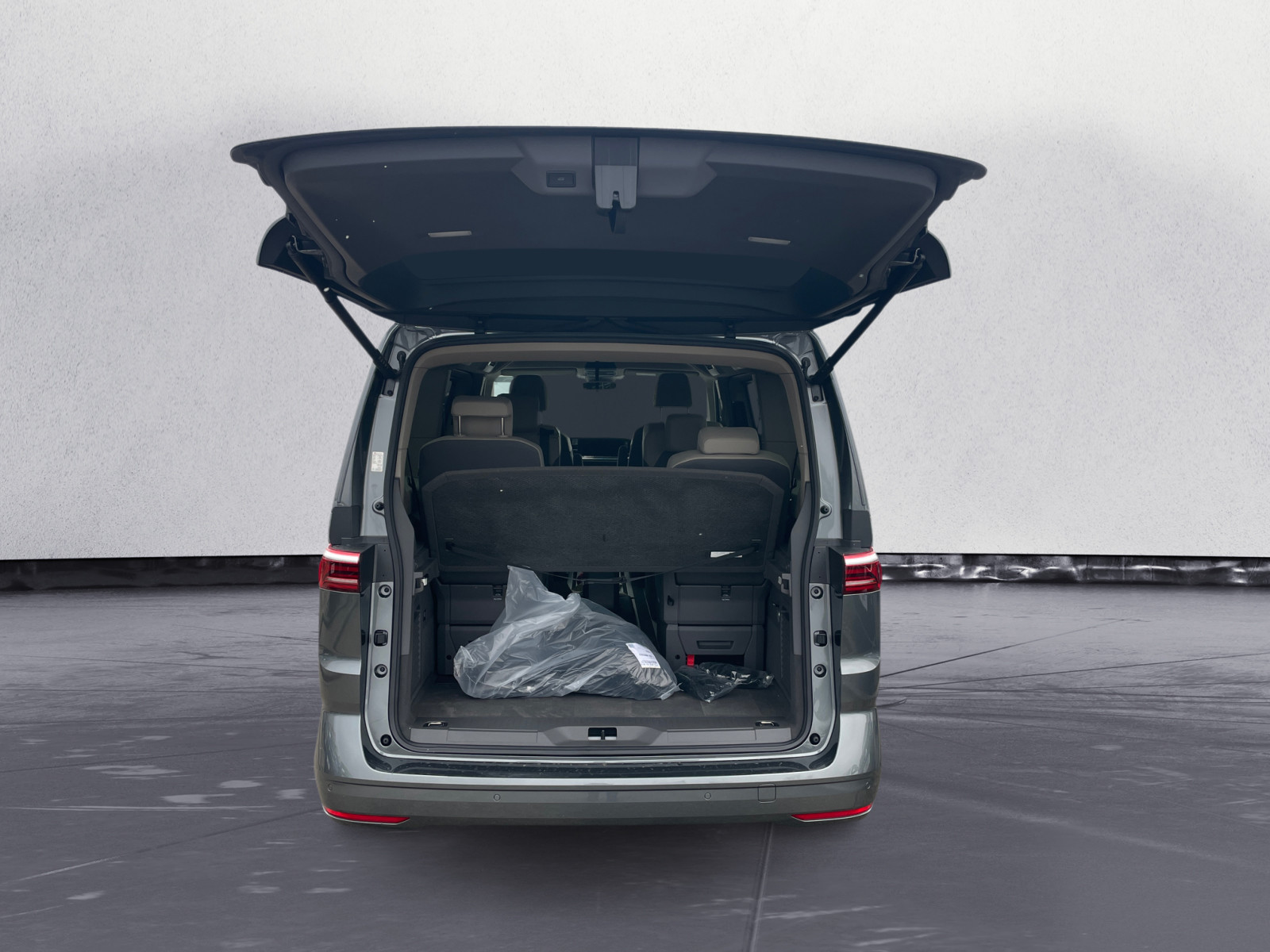 Volkswagen - California Der neue California Beach 2,0 l TDI SCR Frontantrieb 7-Gang-DS G Radst. 3124 mm