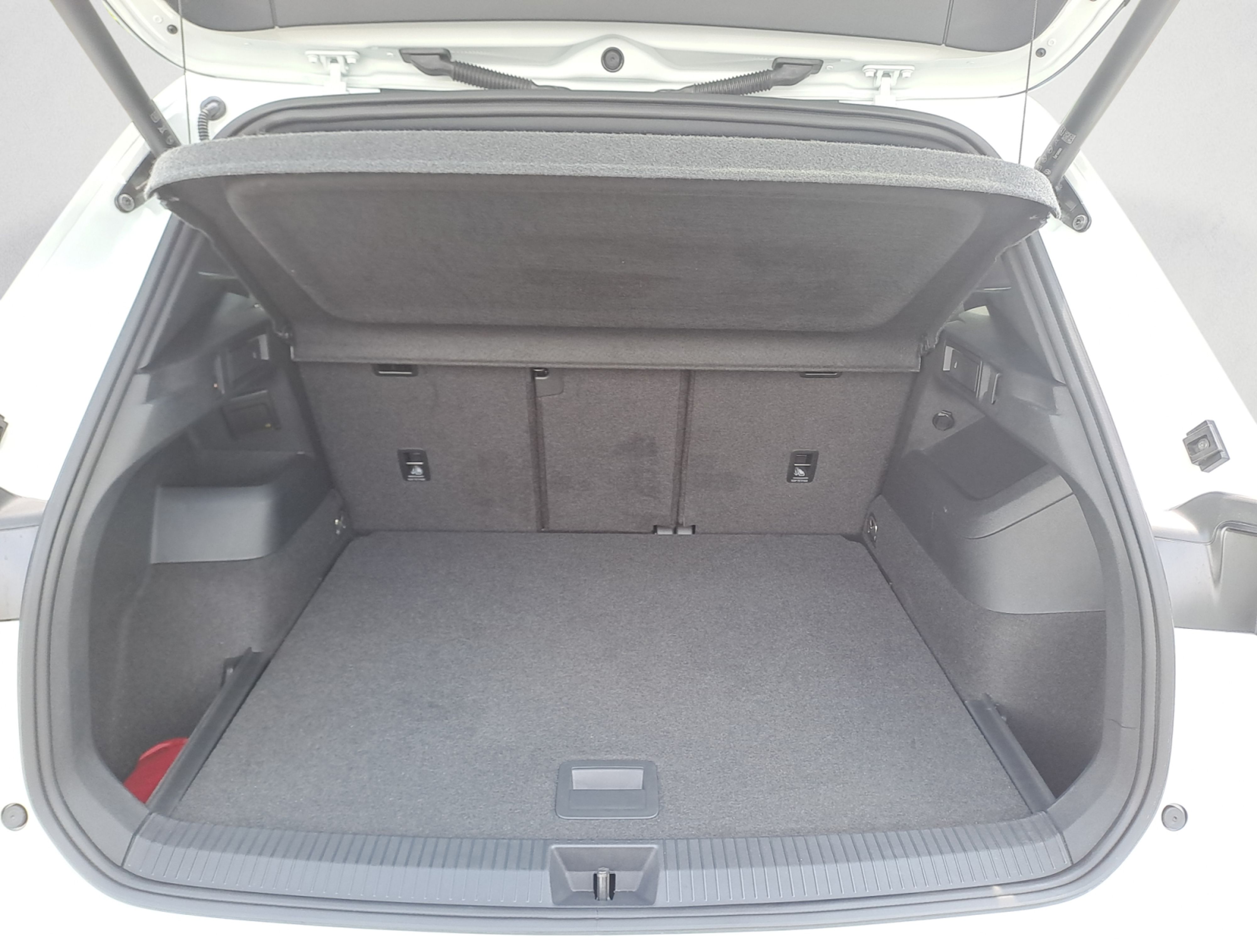 Volkswagen - Tiguan 2.0 TDI 4MOTION DSG R-Line