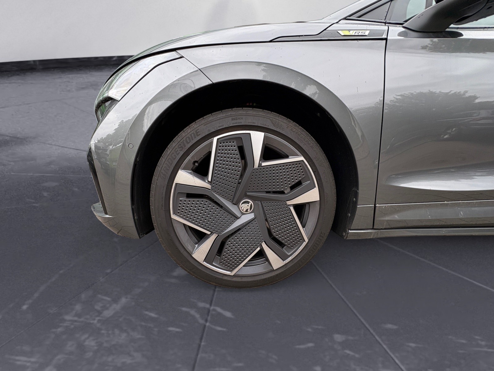 Skoda - Enyaq Coupe RS h Batterie Elektromotor  1-Gang-Automatik 4x4