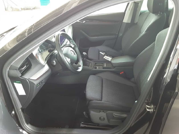 Skoda - Octavia Combi 1.5 TSI Clever