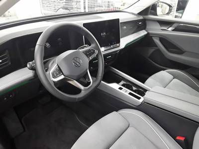 Volkswagen - Passat Variant 1.5 e-TSI OPF DSG Business