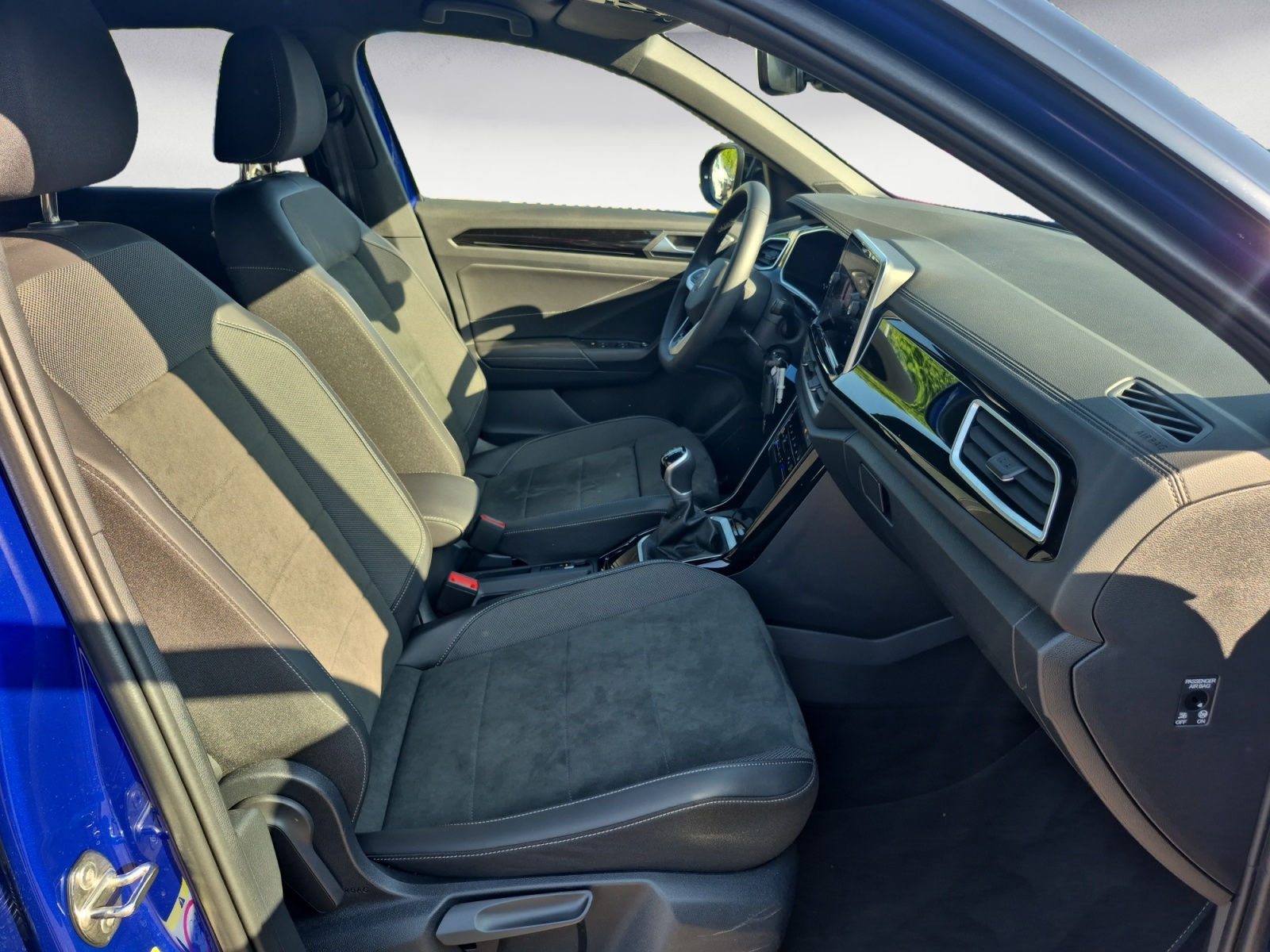 Volkswagen - T-Roc 1.5 TSI OPF R-Line