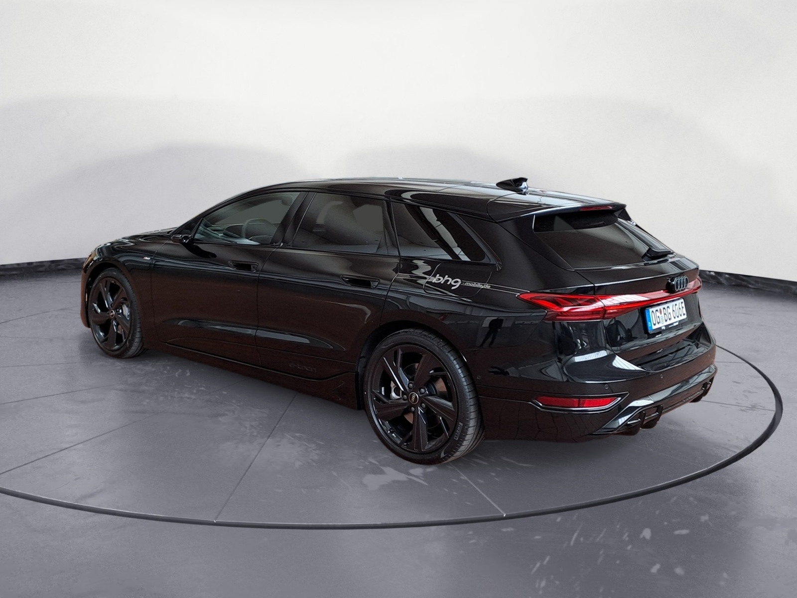Audi - A6 Avant e-tron performance