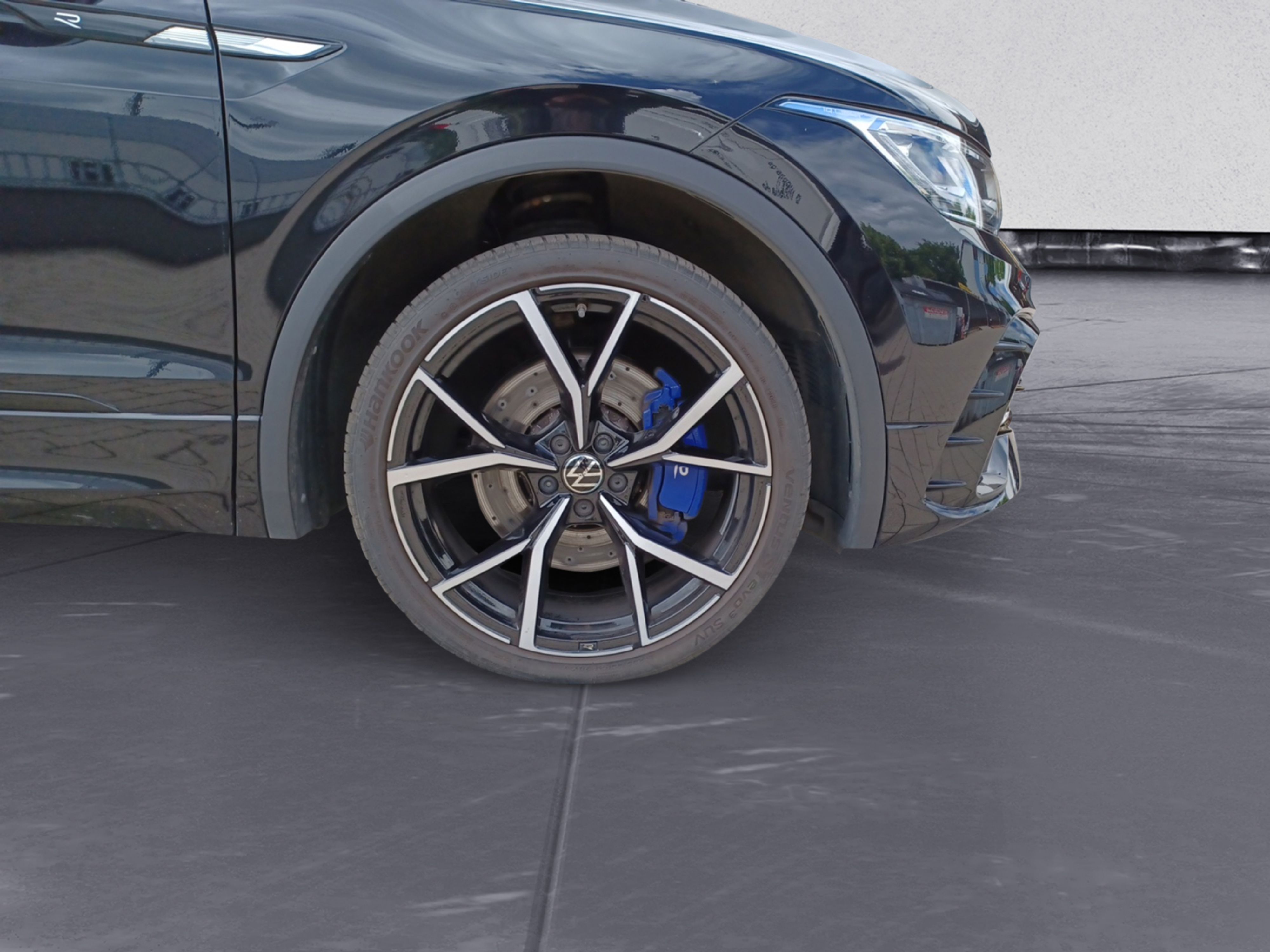 Volkswagen - Tiguan R 2.0 TSI 4Motion DSG