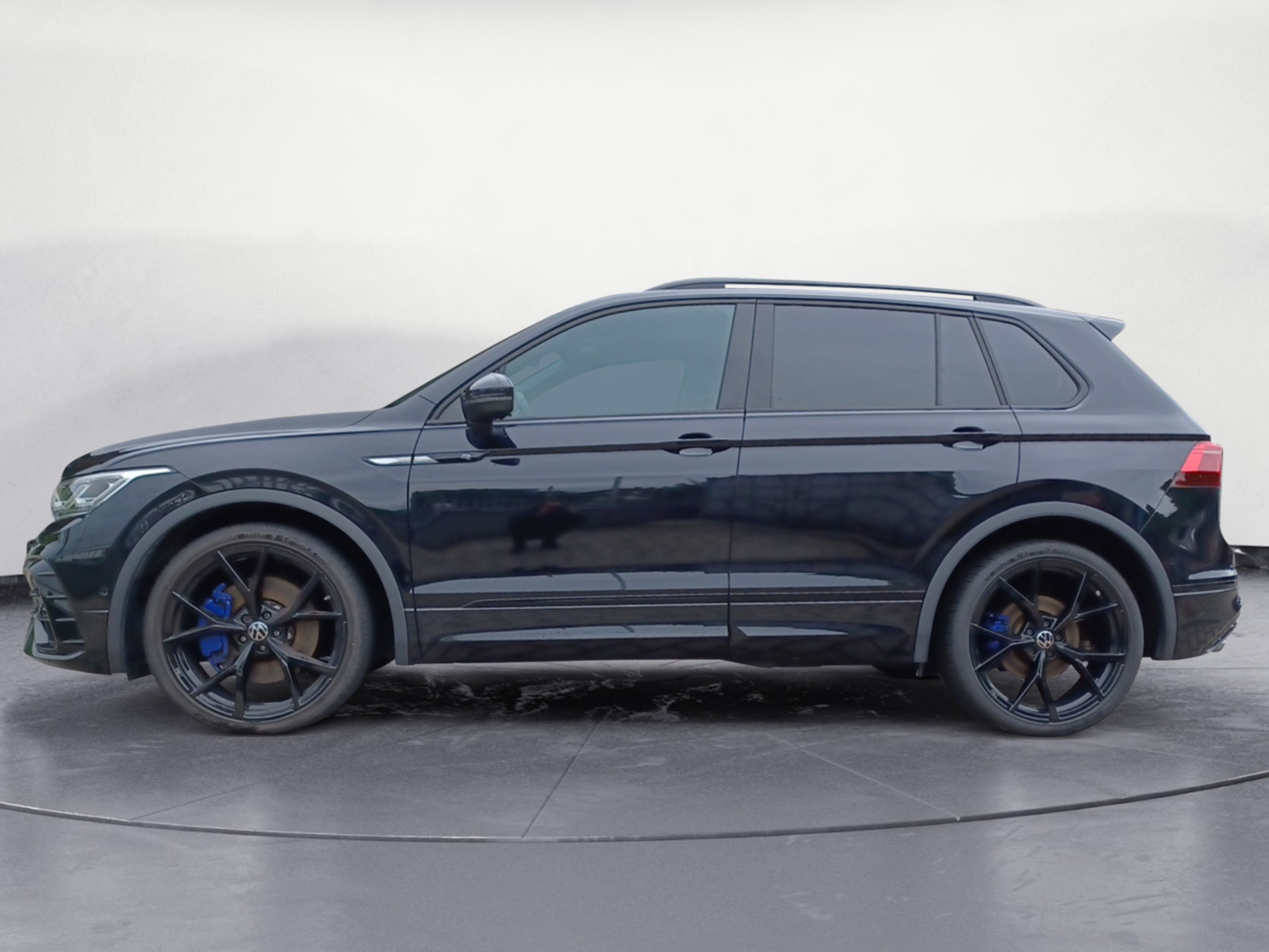 Volkswagen - Tiguan R 2.0 TSI 4Motion DSG