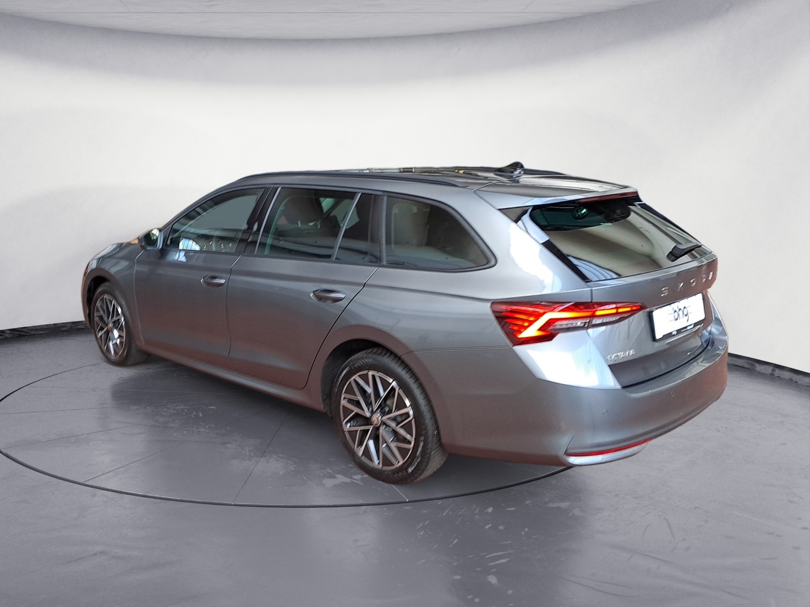 Skoda - Octavia Combi 2.0 TDI Selection DSG