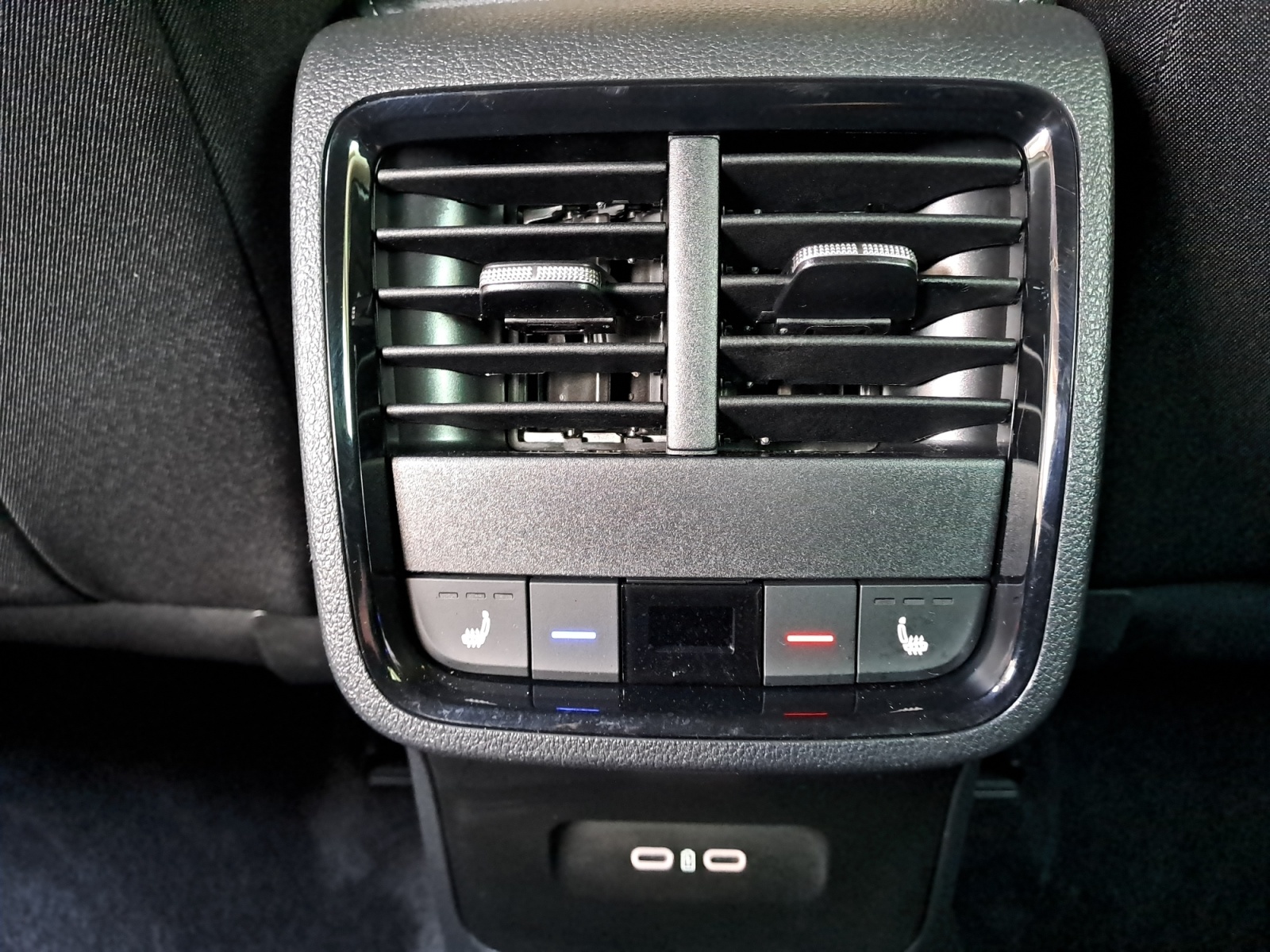 Skoda - Octavia Combi 2.0 TDI Selection DSG