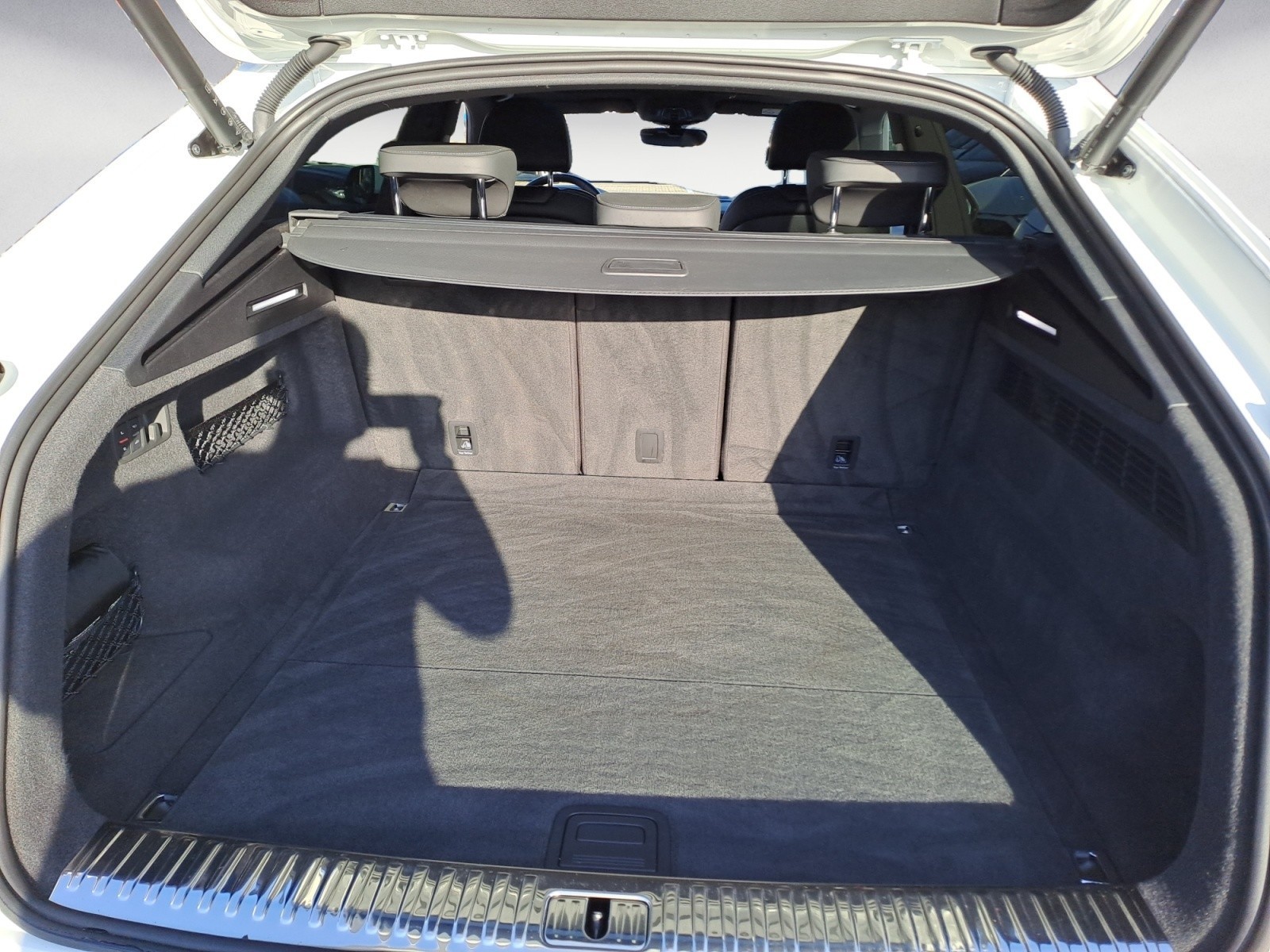 Audi - SQ8 TFSI 373(507) kW(PS) tiptronic