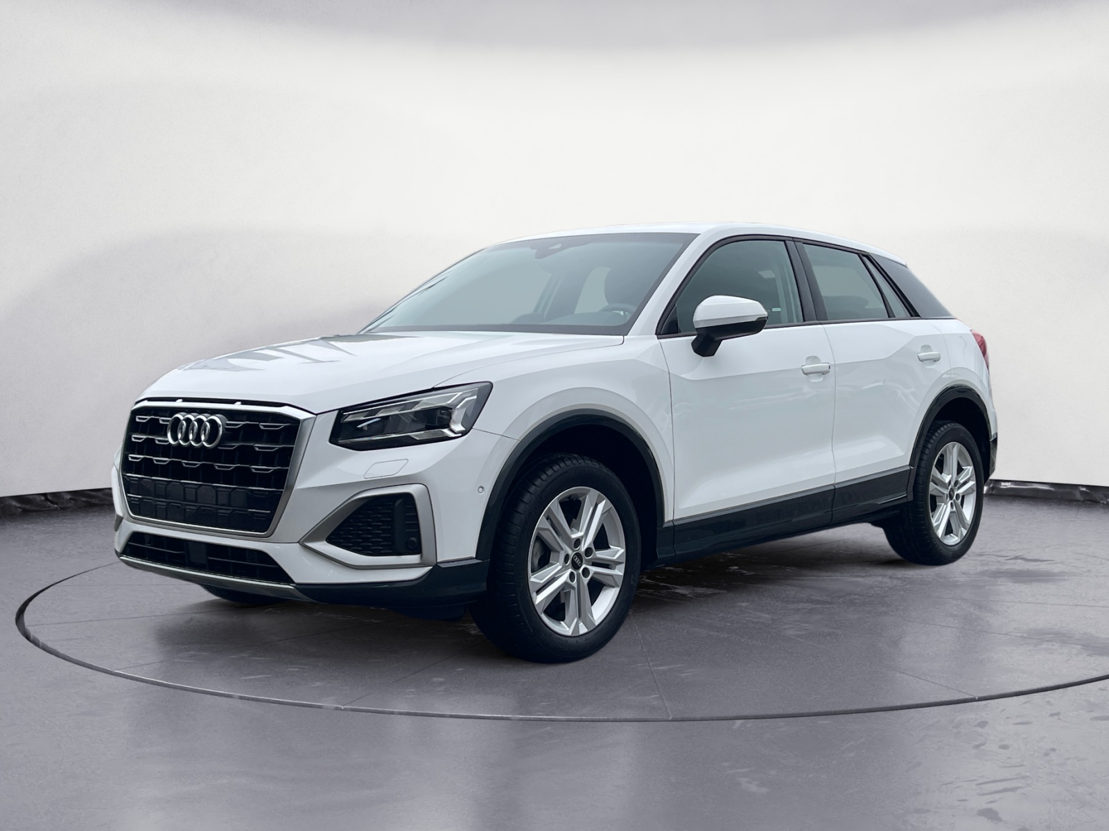 Audi - Q2
