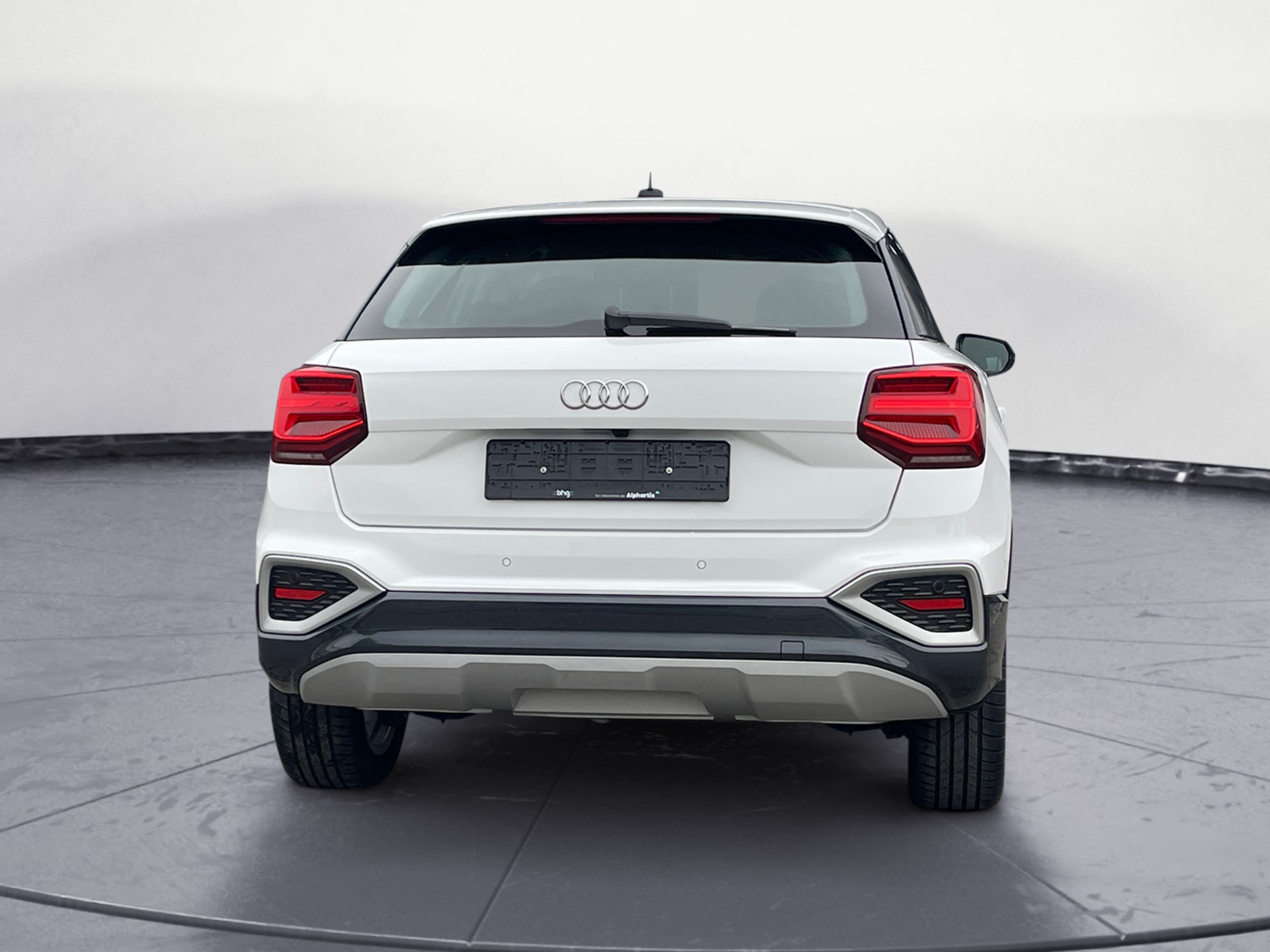 Audi - Q2