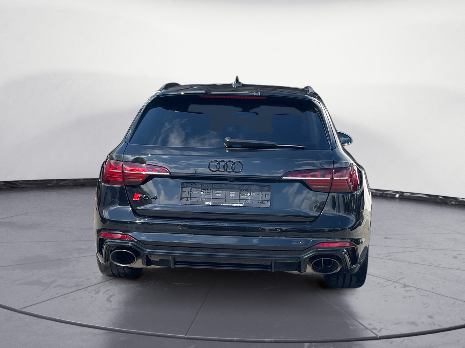 Audi - RS4 Avant