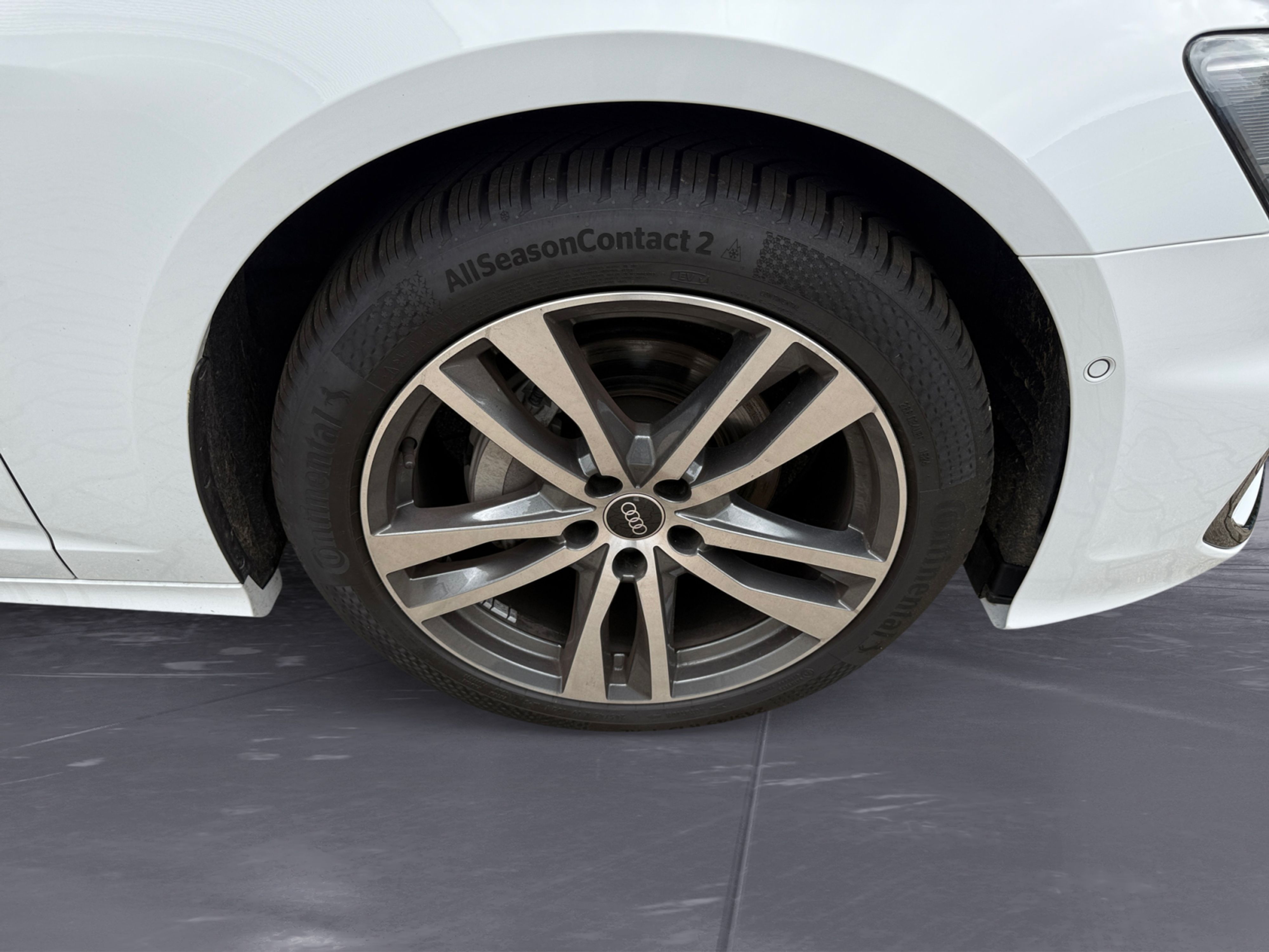 Audi - A6 Avant 40 TDI quattro S tronic sport