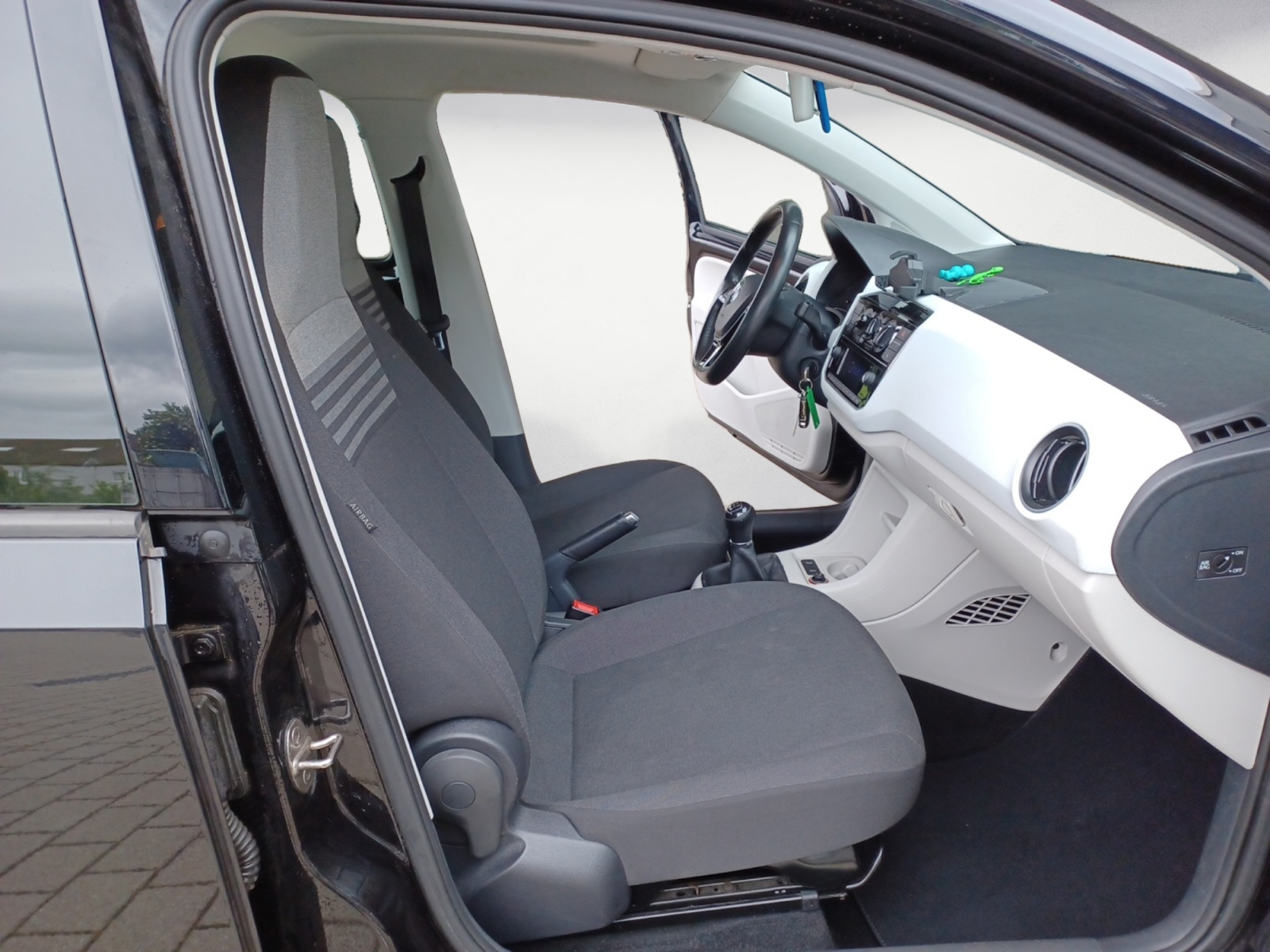 Volkswagen - up! eco (BlueMotion Technology) move up!
