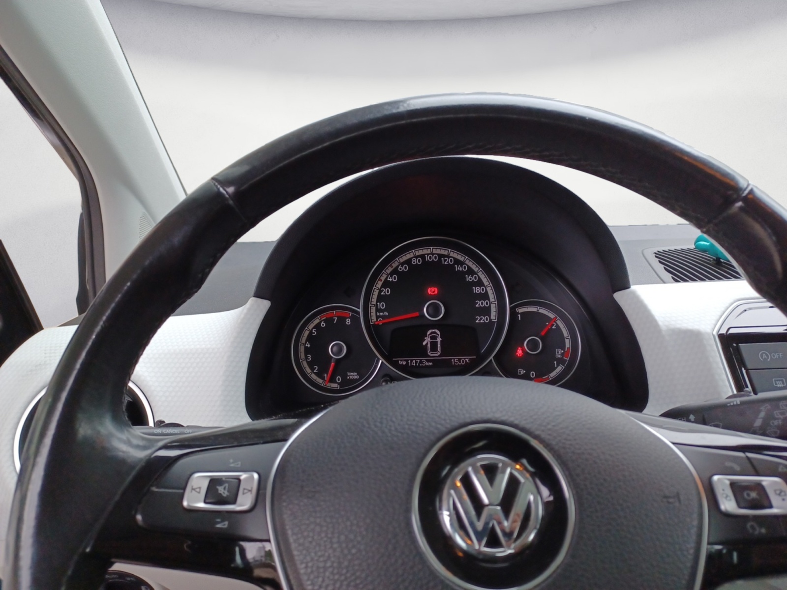 Volkswagen - up! eco (BlueMotion Technology) move up!