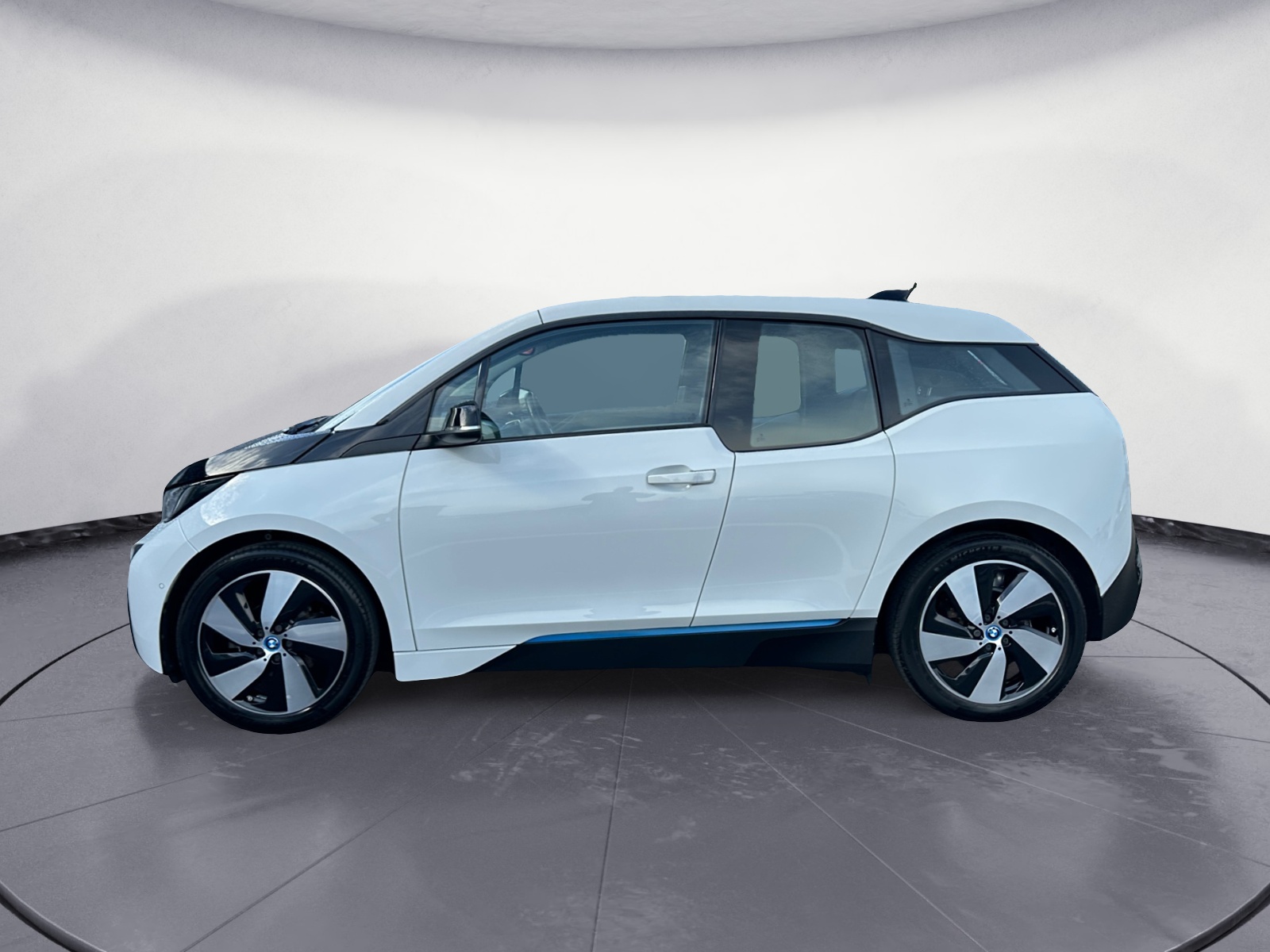 BMW - i3