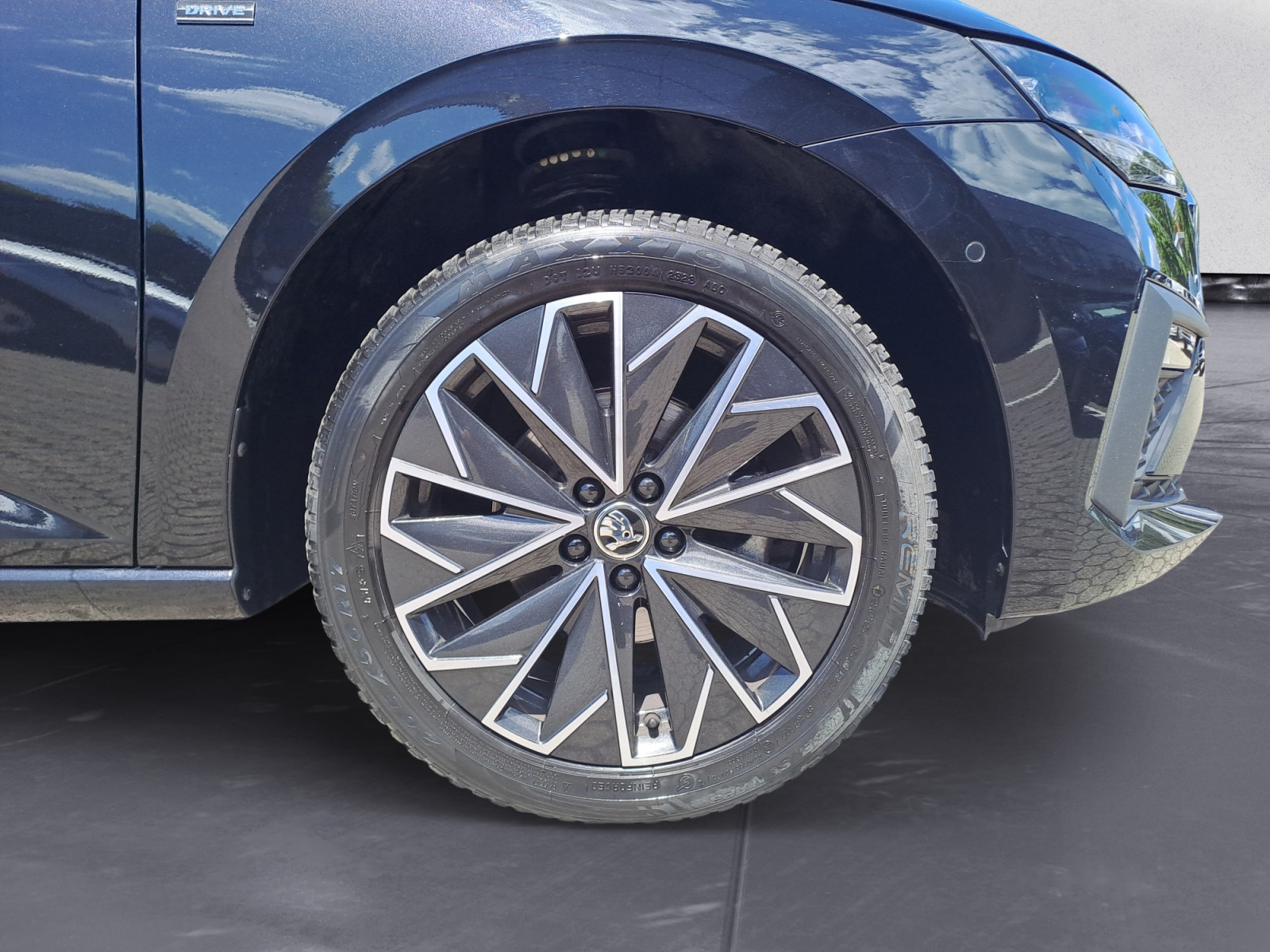 Skoda - Scala 1.0 TSI Drive