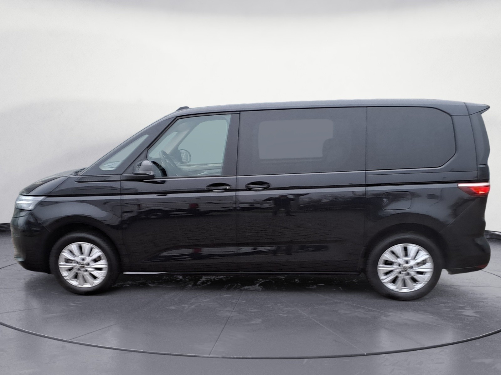 Volkswagen - T7 Multivan DSG Life AHK ACC