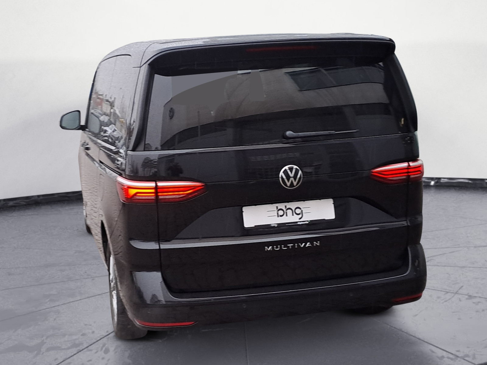 Volkswagen - T7 Multivan DSG Life AHK ACC