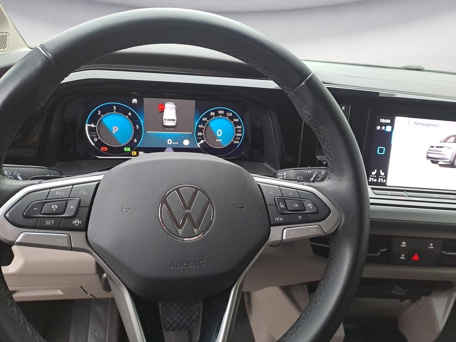 Volkswagen - T7 Multivan DSG Life AHK ACC