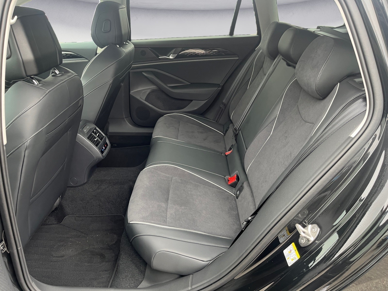Volkswagen - Passat Variant