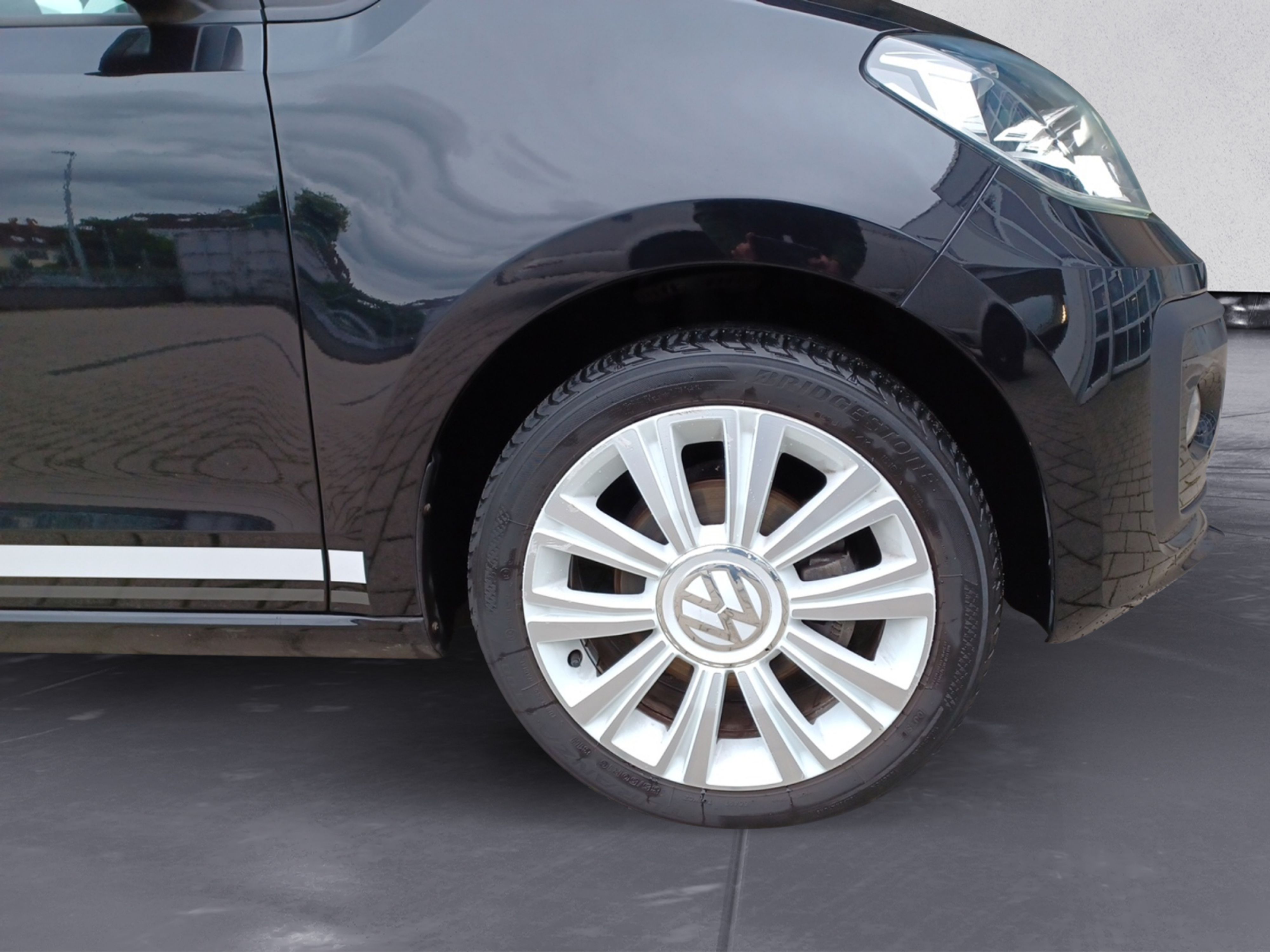 Volkswagen - up! eco (BlueMotion Technology) move up!