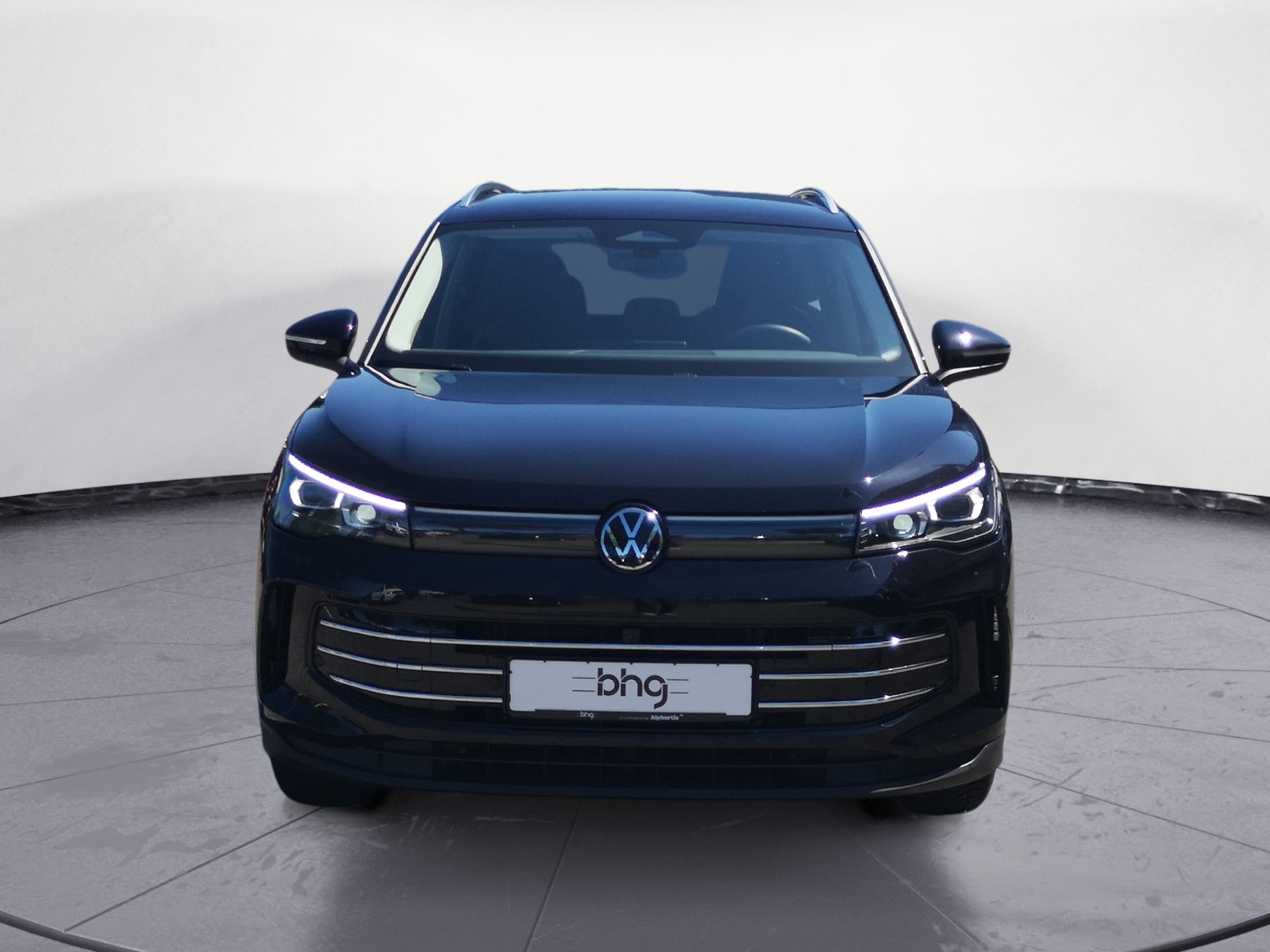 Volkswagen - Tiguan 1.5 eTSI Elegance DSG