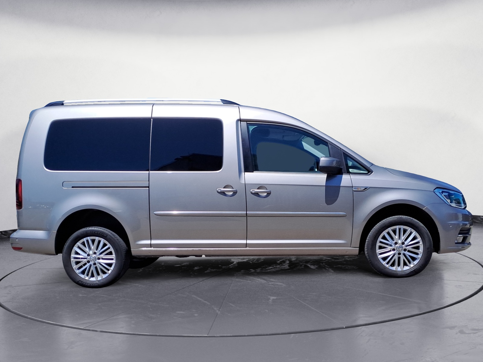 Volkswagen - Caddy 2.0 TDI (7-Si.) DSG 4MOTION Maxi Highline